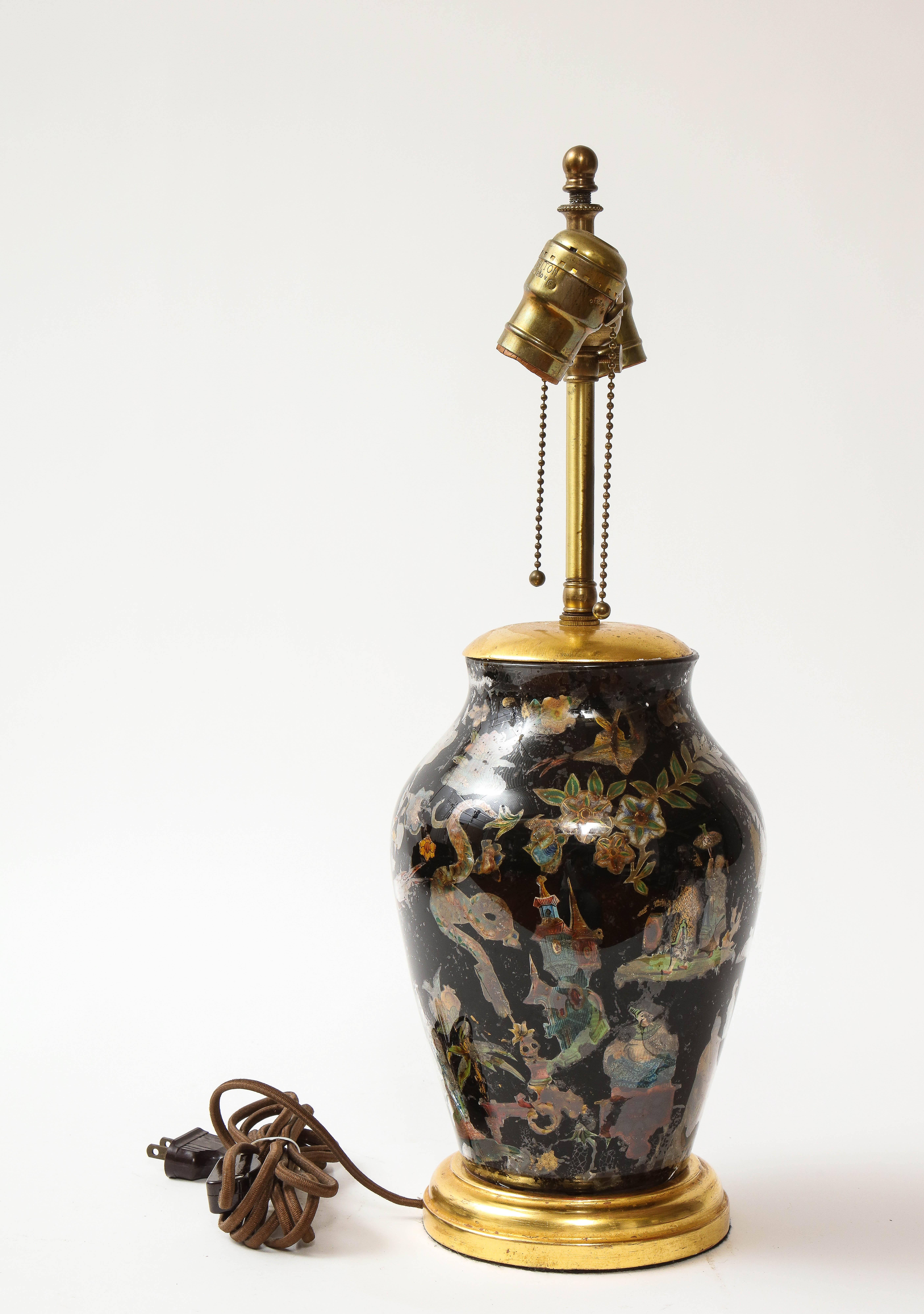 Chinoiserie Decorated Black-Ground Decalcomania Glass Lamp In Good Condition In New York, NY