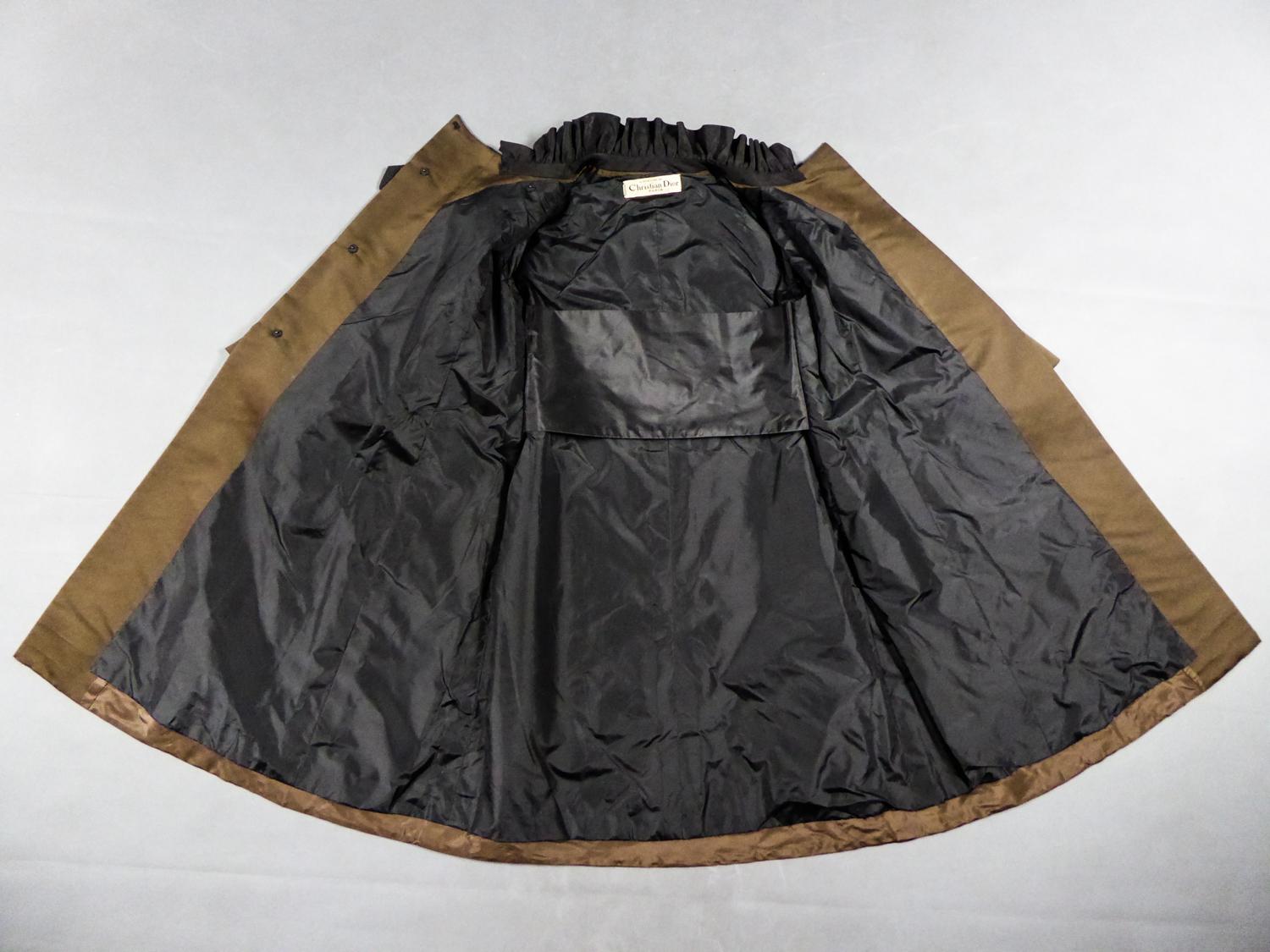 A Christian Dior / Marc Bohan Evening Coat Numbered 115674 - Fall 1962 In Good Condition In Toulon, FR