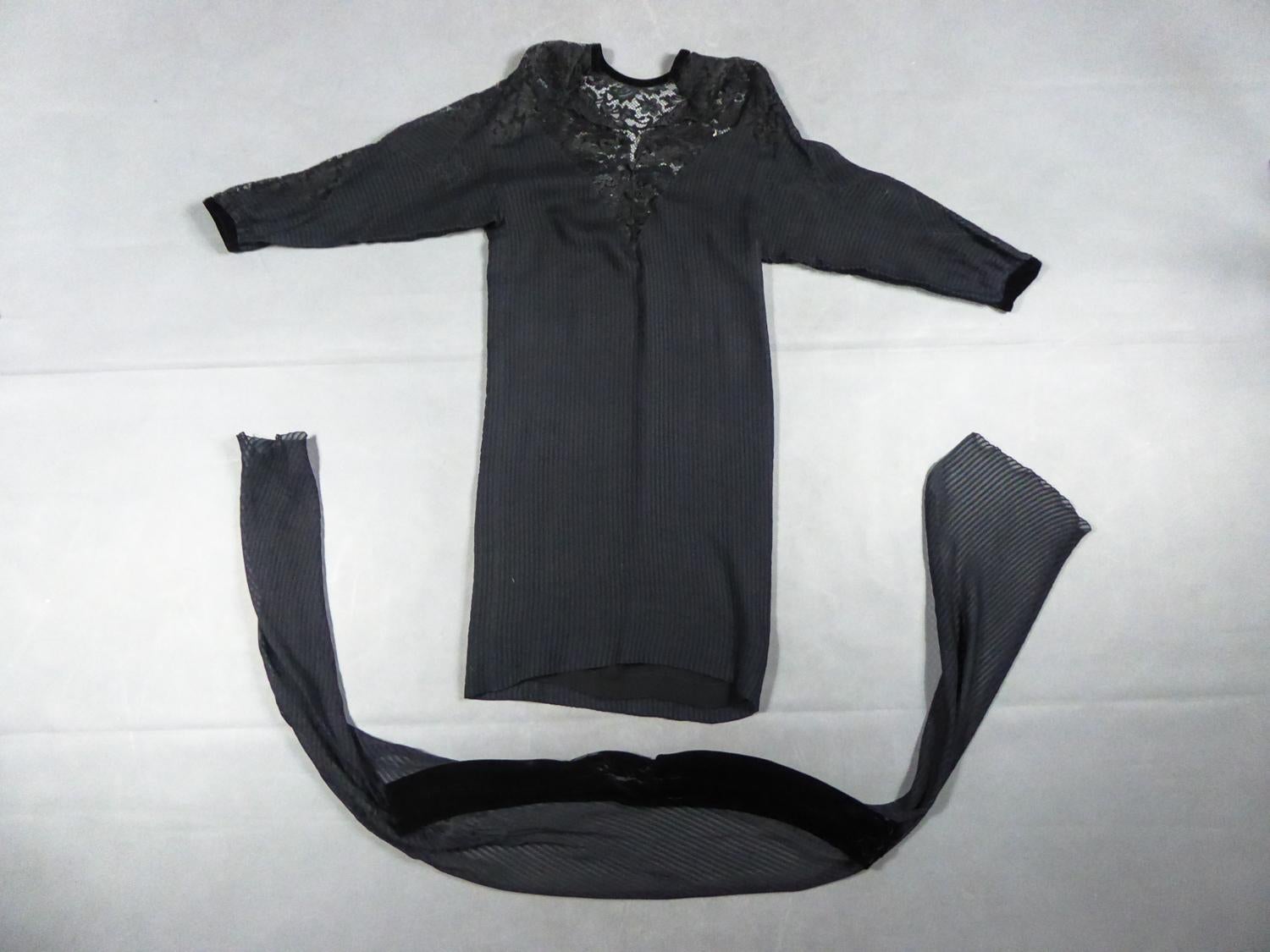 Ein Christian Dior-Marc Bohan Kleines Schwarzes Kleid mit der Nummer 15843 Frühjahr/Sommer 1982 im Angebot 1