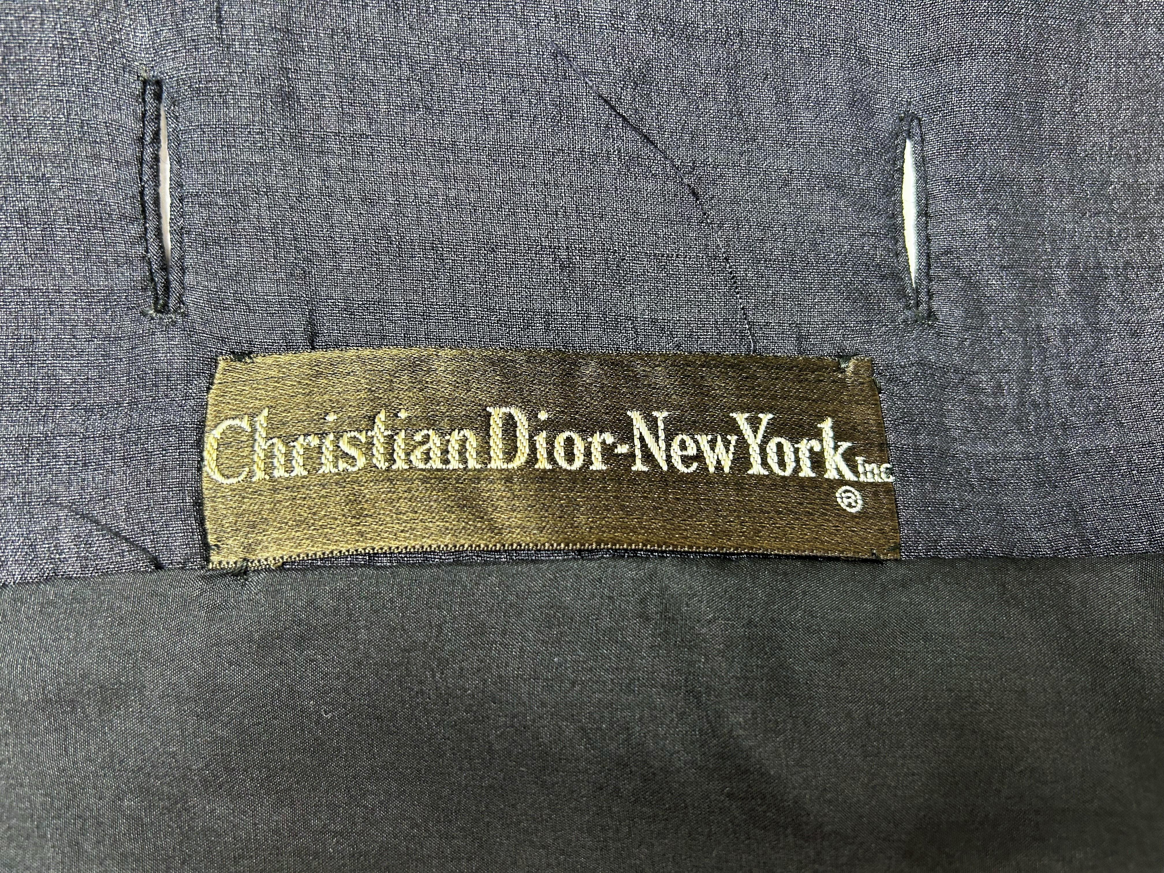 Graues Christian Dior New Yorker Seidenkleid und Jacke aus Seide, um 1958 im Angebot 1