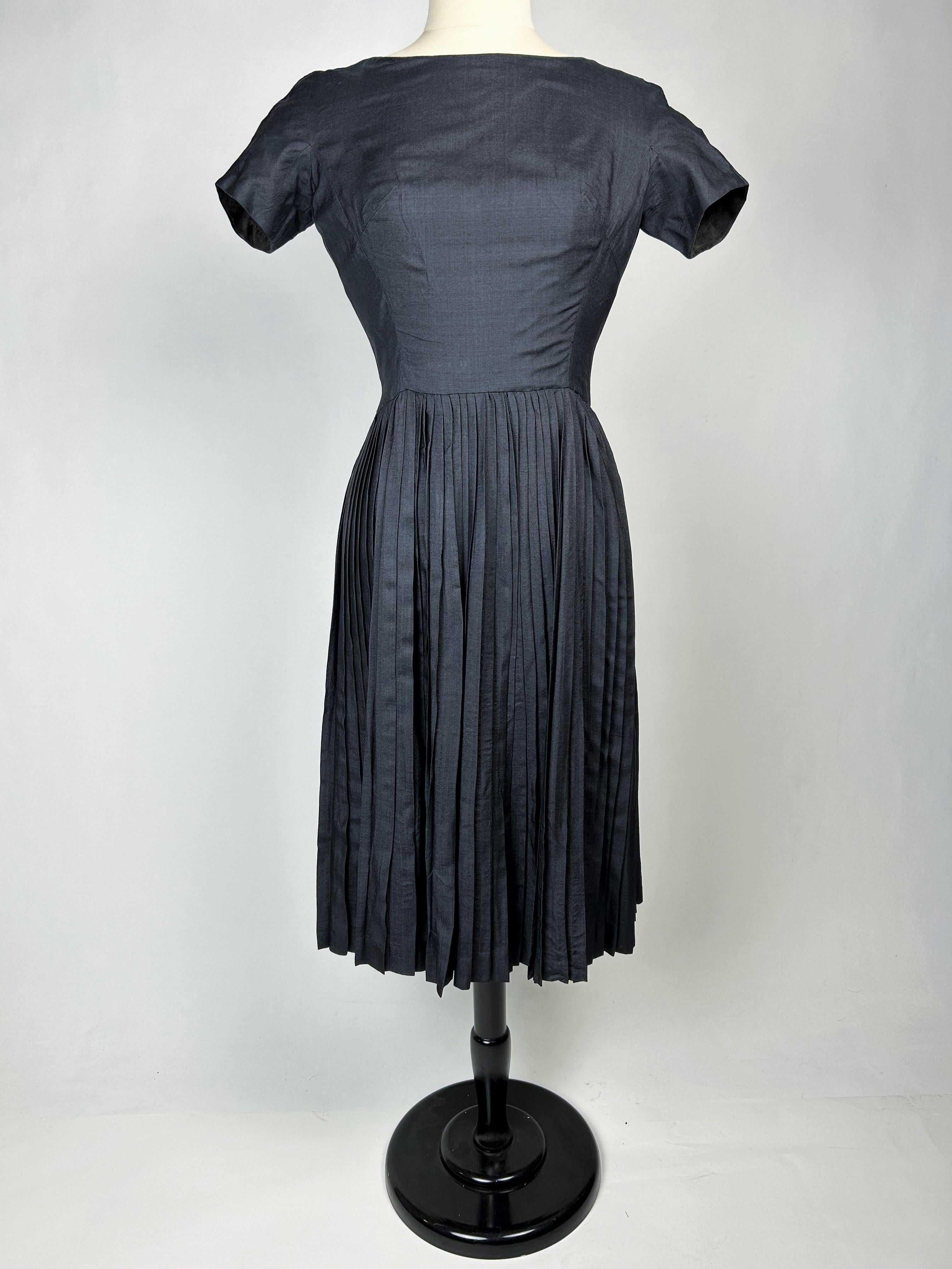 Graues Christian Dior New Yorker Seidenkleid und Jacke aus Seide, um 1958 im Angebot 3