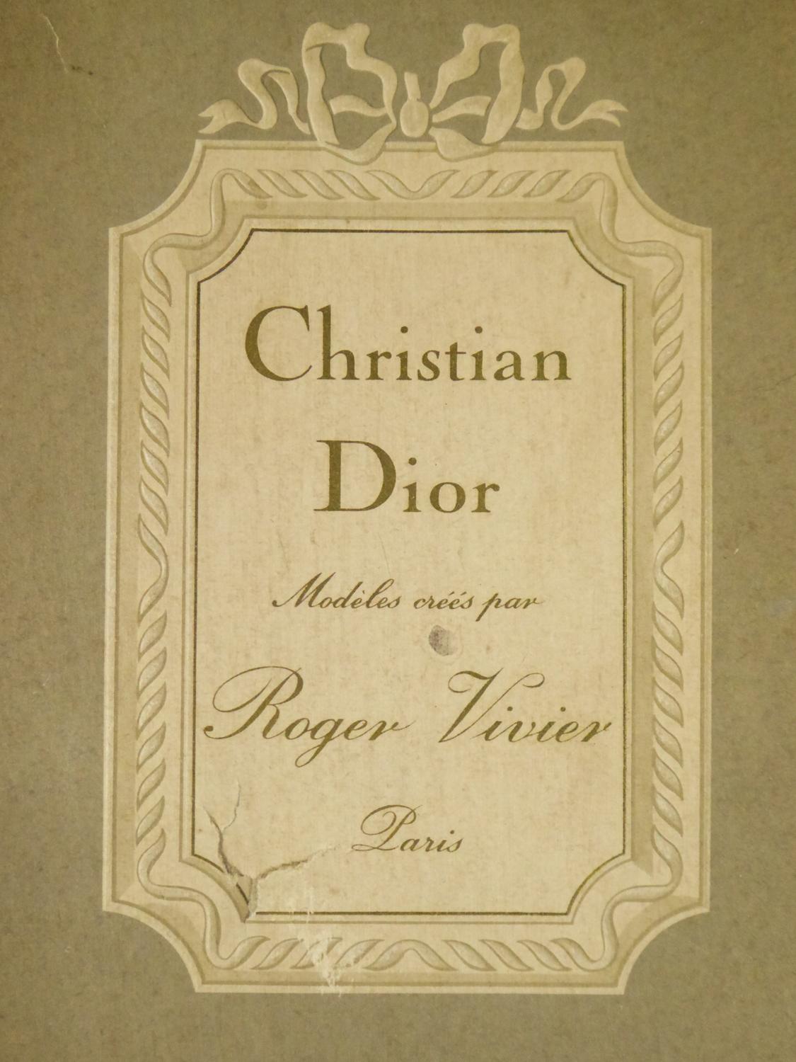 Paire de chaises de soirée Christian Dior par Roger Vivier, vers 1960 8