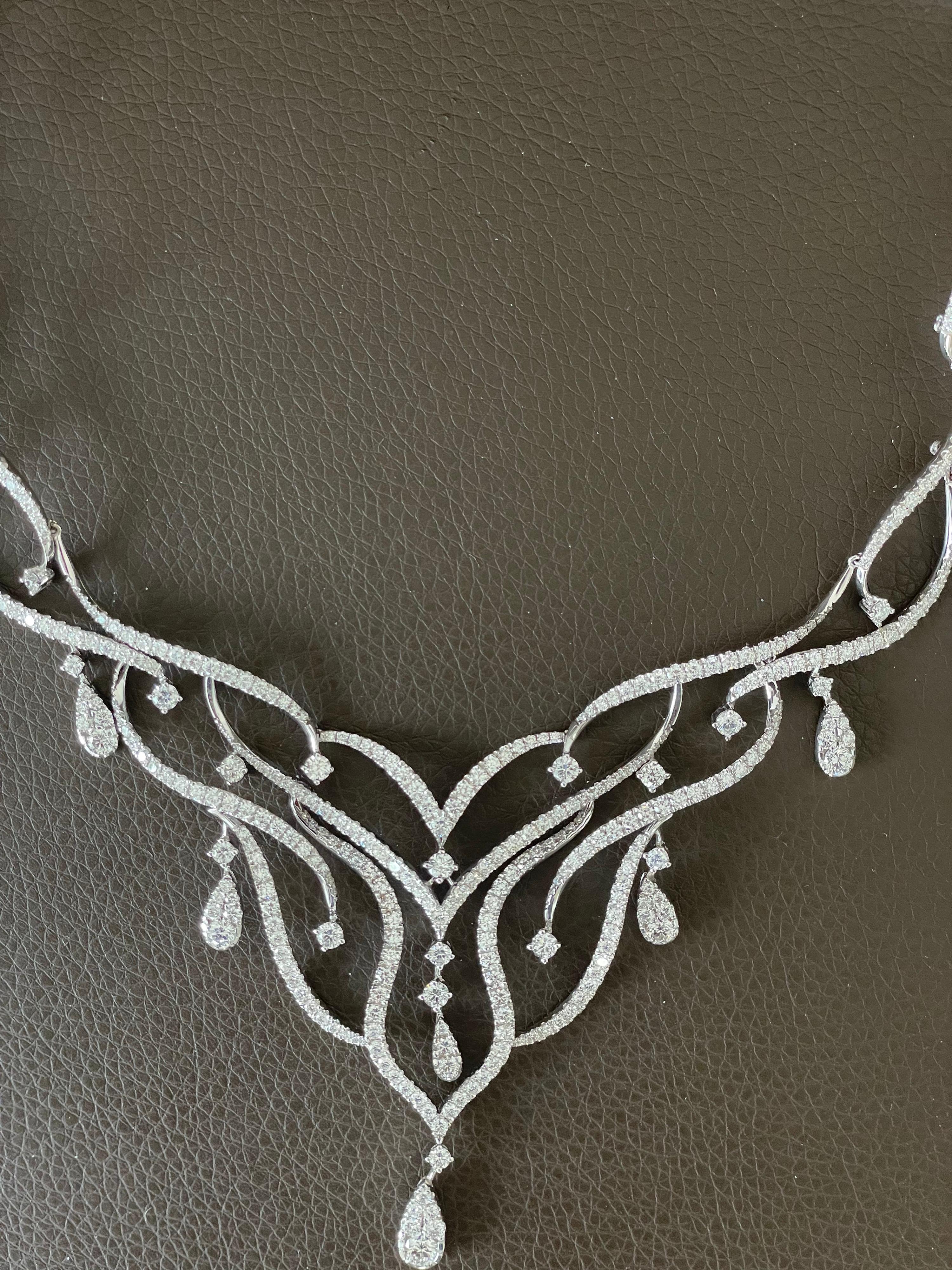 Cindarella’s Diamond Necklace In New Condition In New York, NY