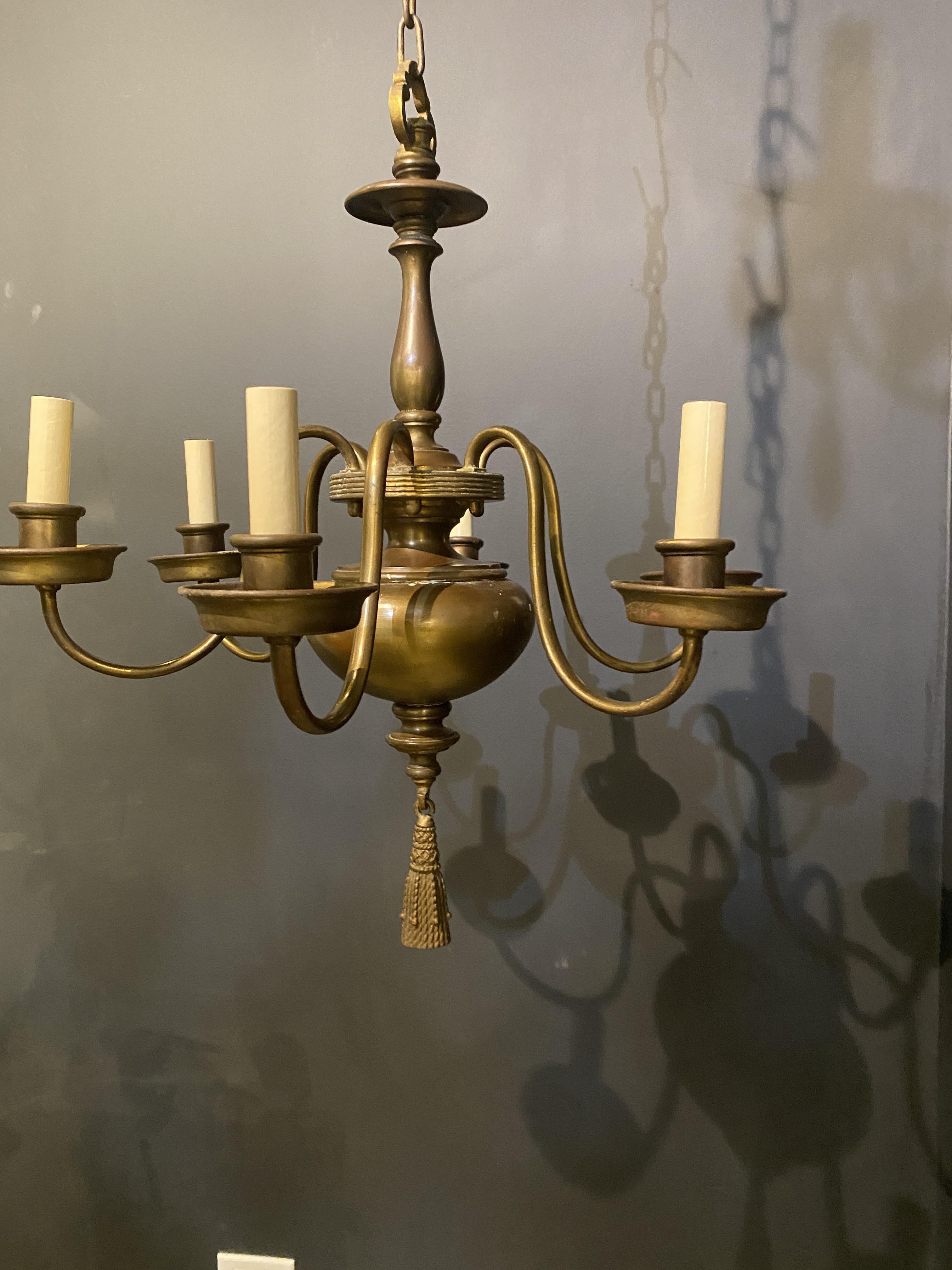 1910's Caldwell Williamsburg Style Bronze Chandelier with 6 Lights In Good Condition For Sale In New York, NY