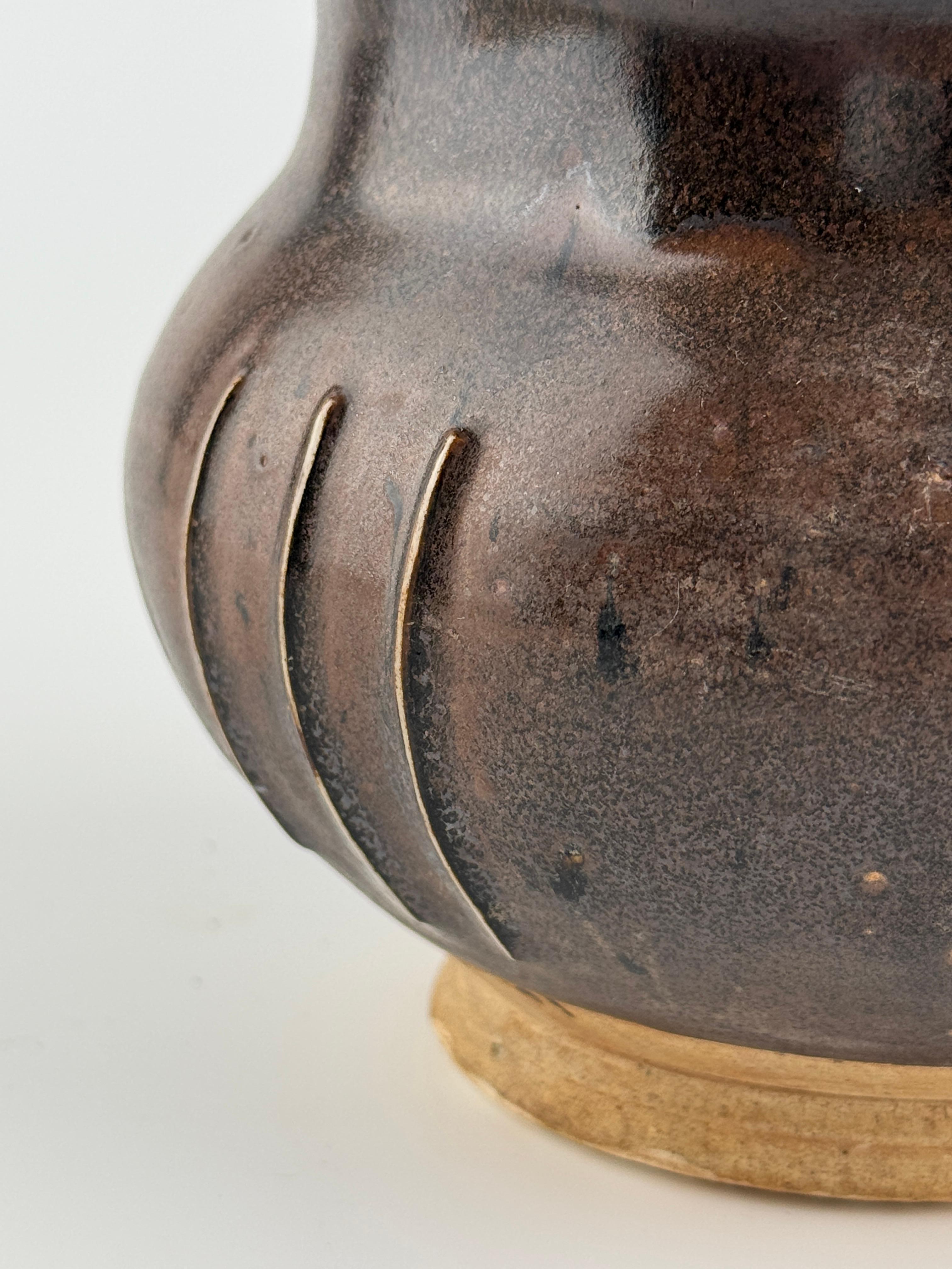 18th Century and Earlier A Cizhou Blackish Brown Glazed Stoneware Foliate Jar, Northern Song Dynasty For Sale