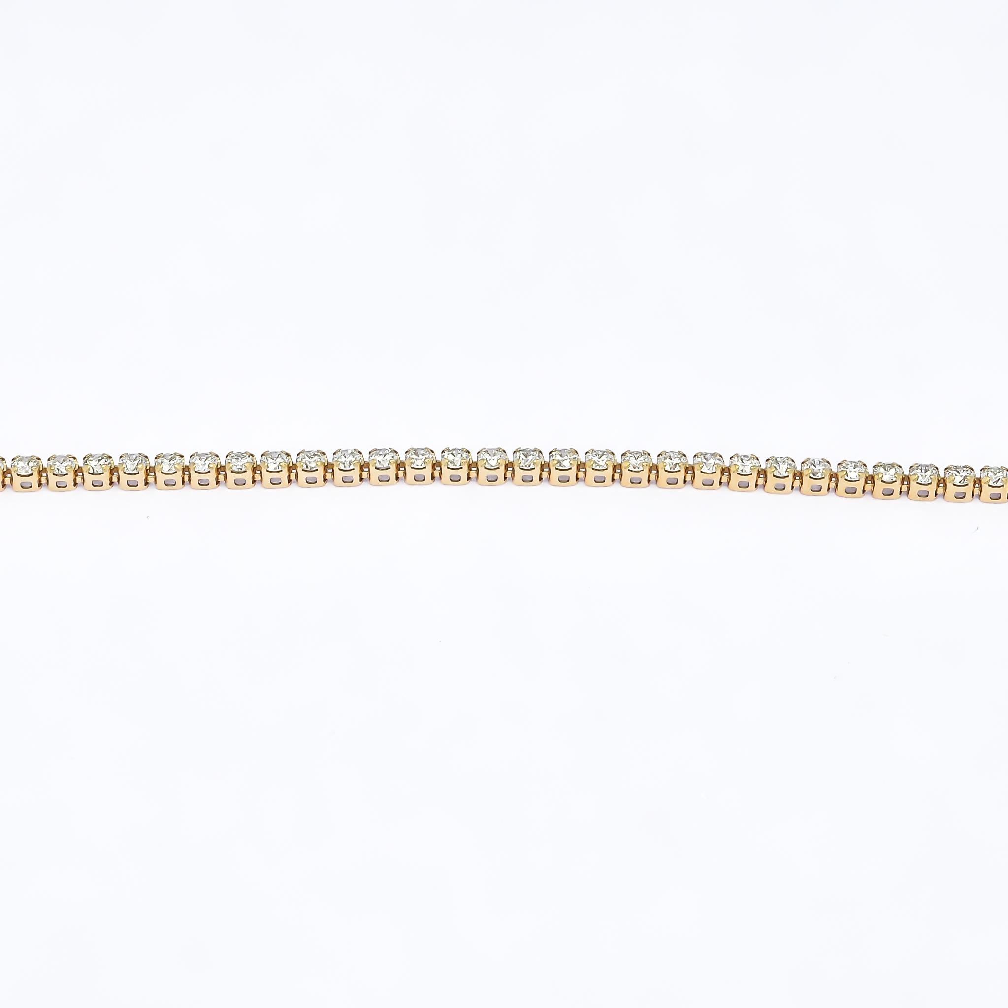 Brilliant Cut Classic 1.50 Carat Four Prong Tennis Bracelet in 18k Rose Gold Natural Diamonds For Sale