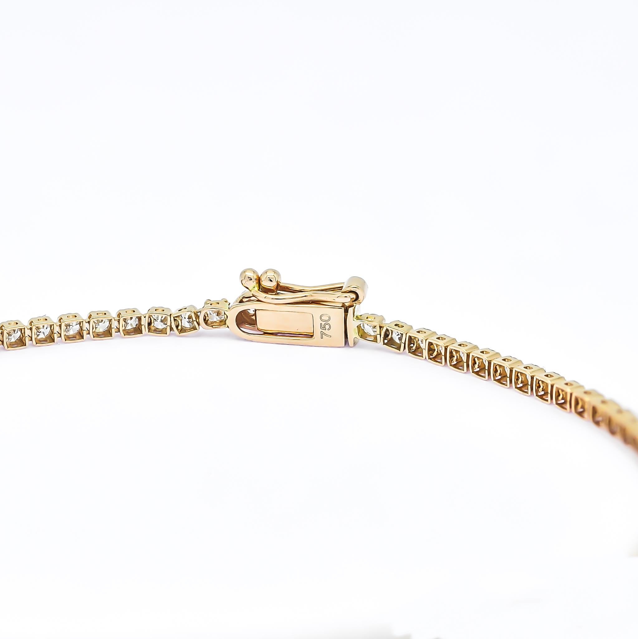 Classic 1.50 Carat Four Prong Tennis Bracelet in 18k Rose Gold Natural Diamonds In New Condition For Sale In Antwerpen, BE