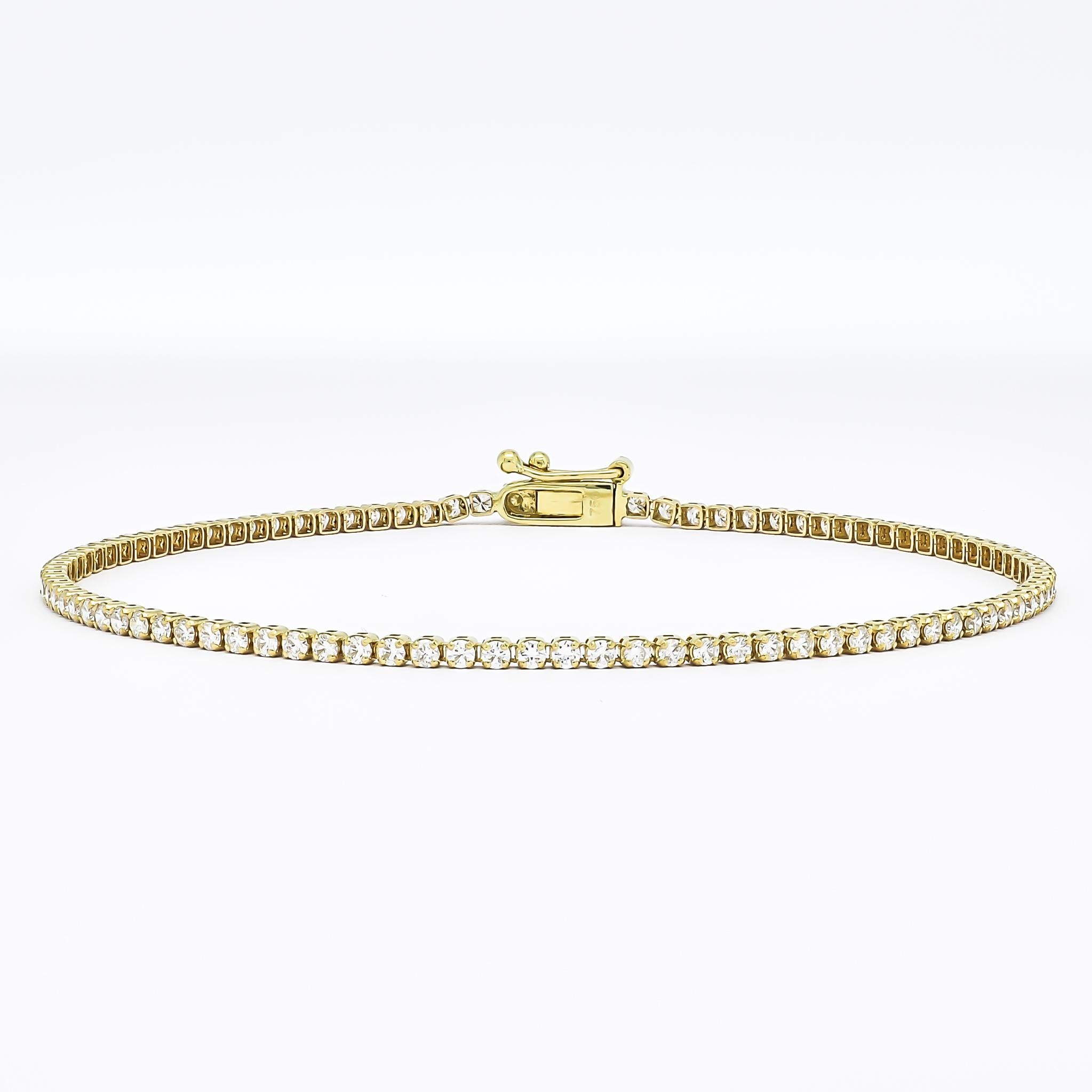 Women's 18KT Yellow Gold Natural DiamondsClassic 1.50 Ct Four Prong Tennis Bracelet  For Sale