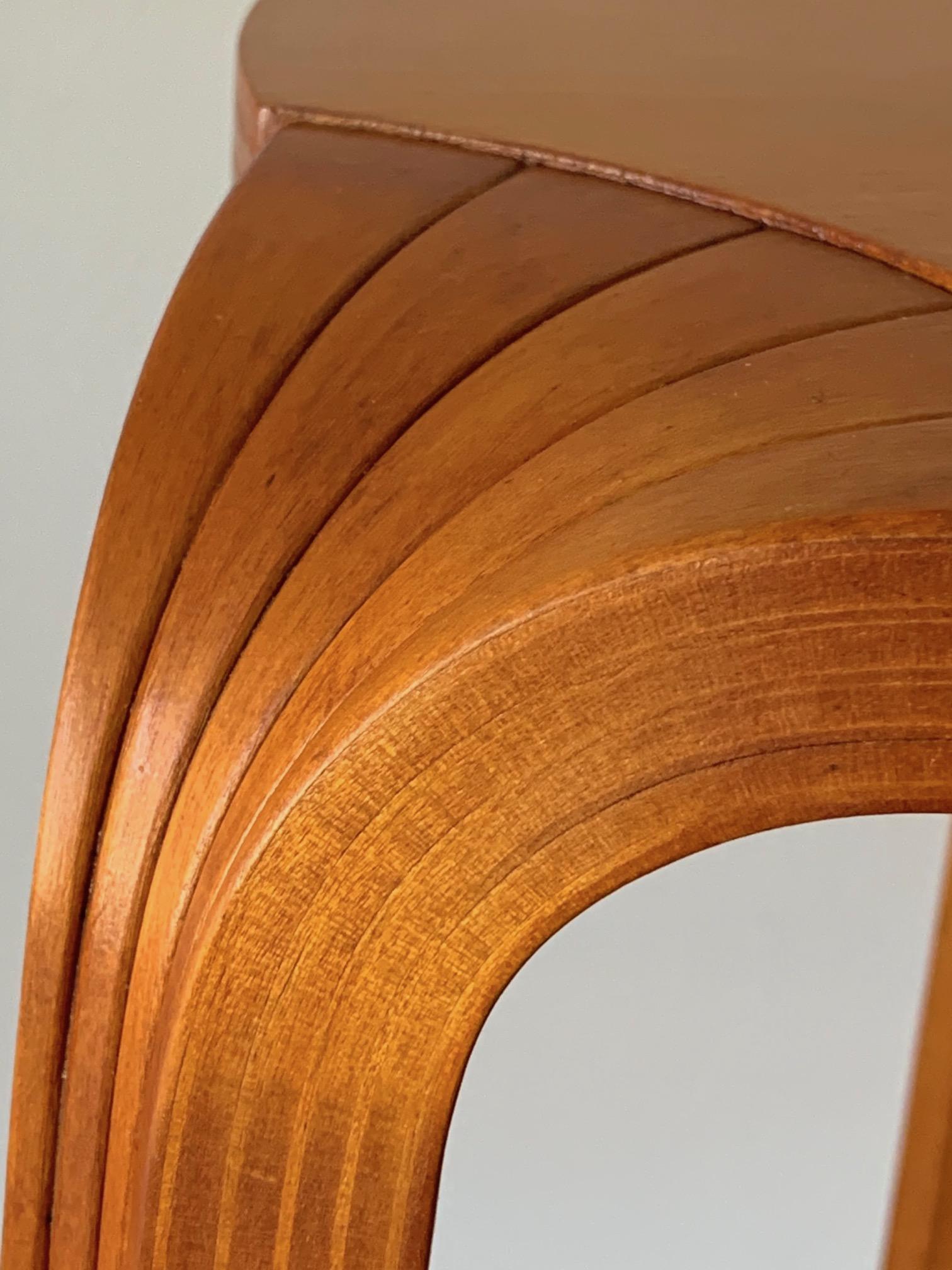 Classic Alvar Aalto Fan Leg Stool In Good Condition In St.Petersburg, FL