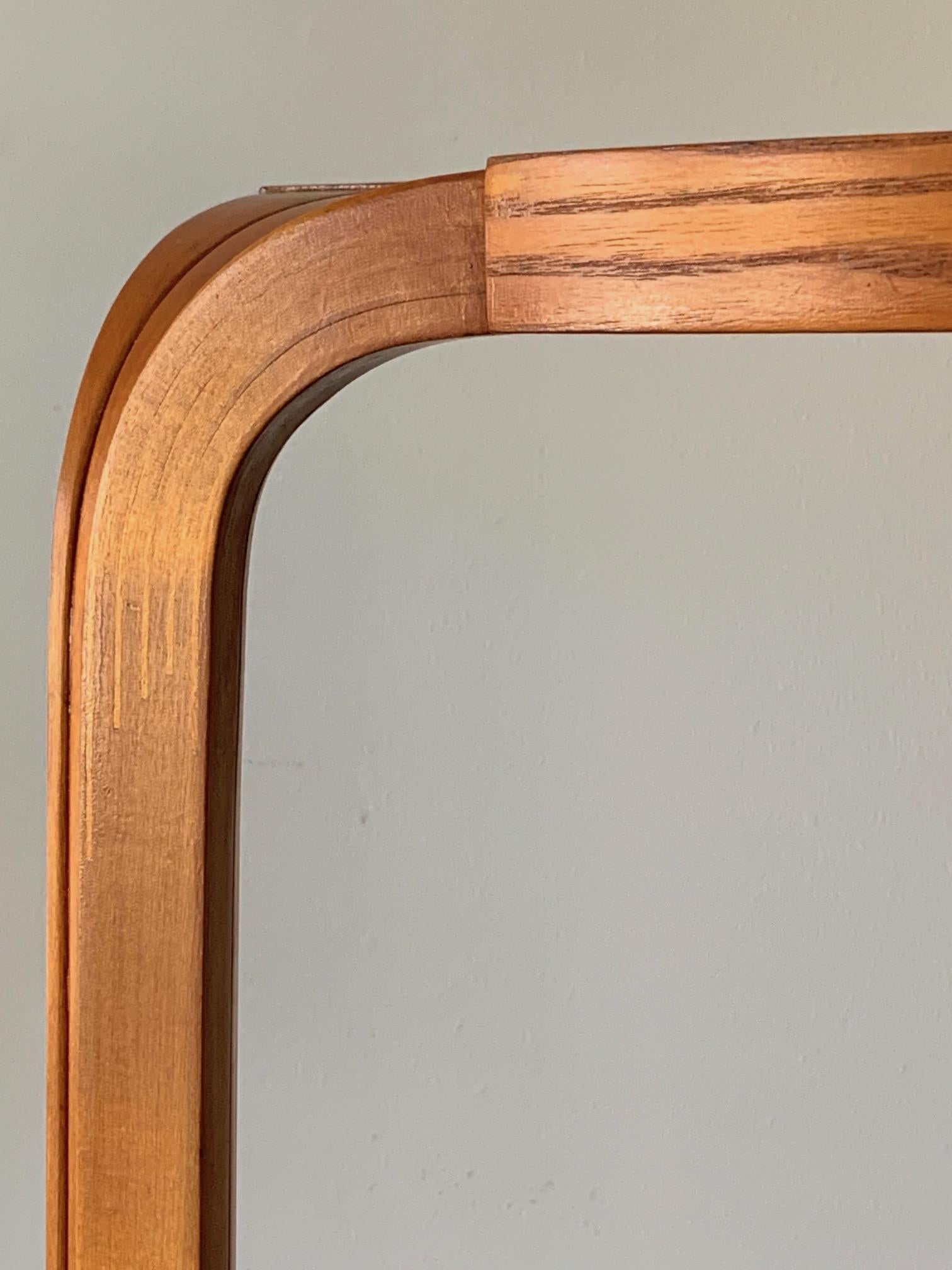 Mid-20th Century Classic Alvar Aalto Fan Leg Stool