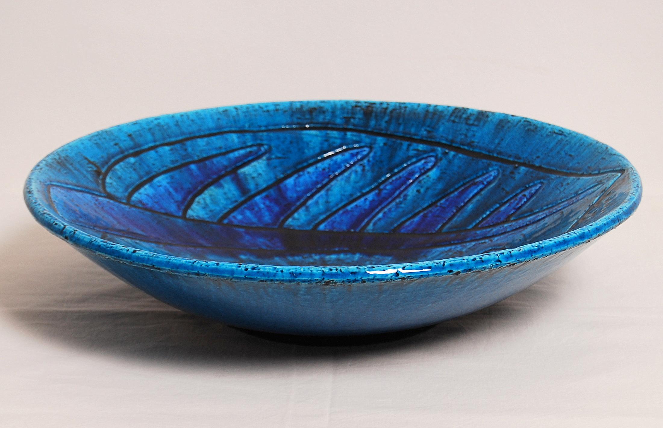 Scandinavian Modern Classic Blue Chamotte Ceramic Bowl by Charlotte Hamilton for Rörstrand, 1940s 