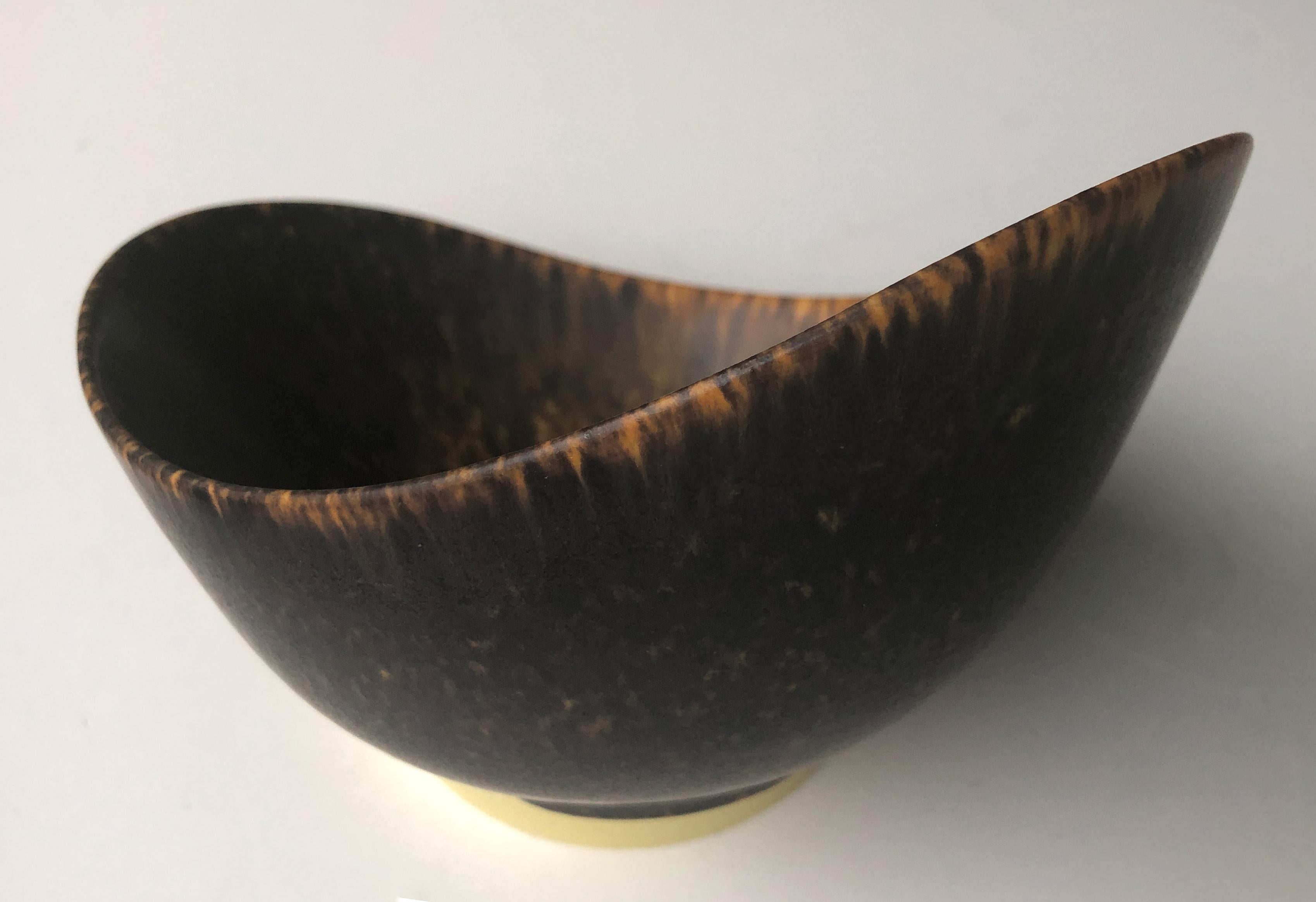 European A Classic Brown and Beige-glazed Gunnar Nylund Bowl, Stoneware, Sweden, 1940s For Sale