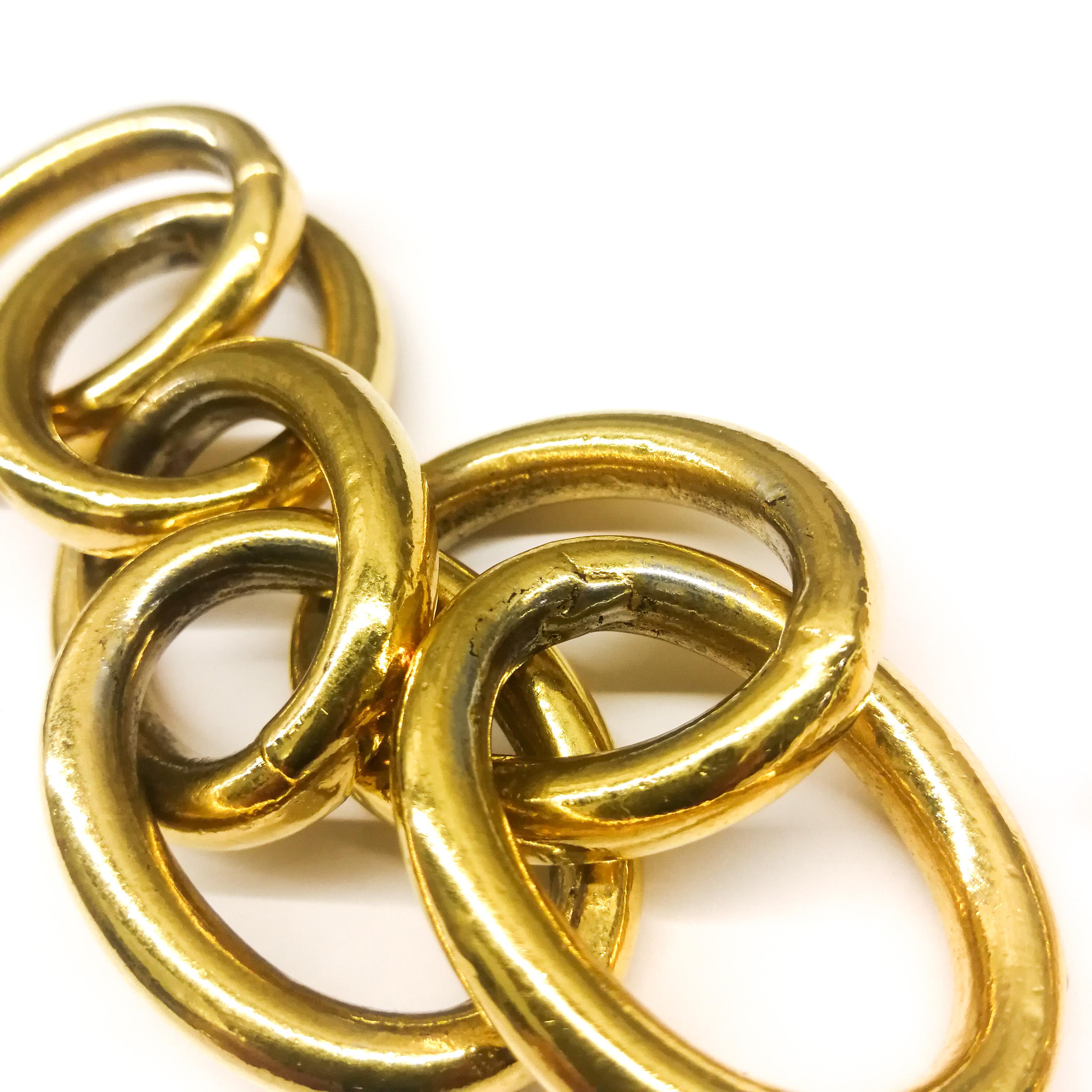 A classic large gilt link bracelet, Chanel, 1960s 6