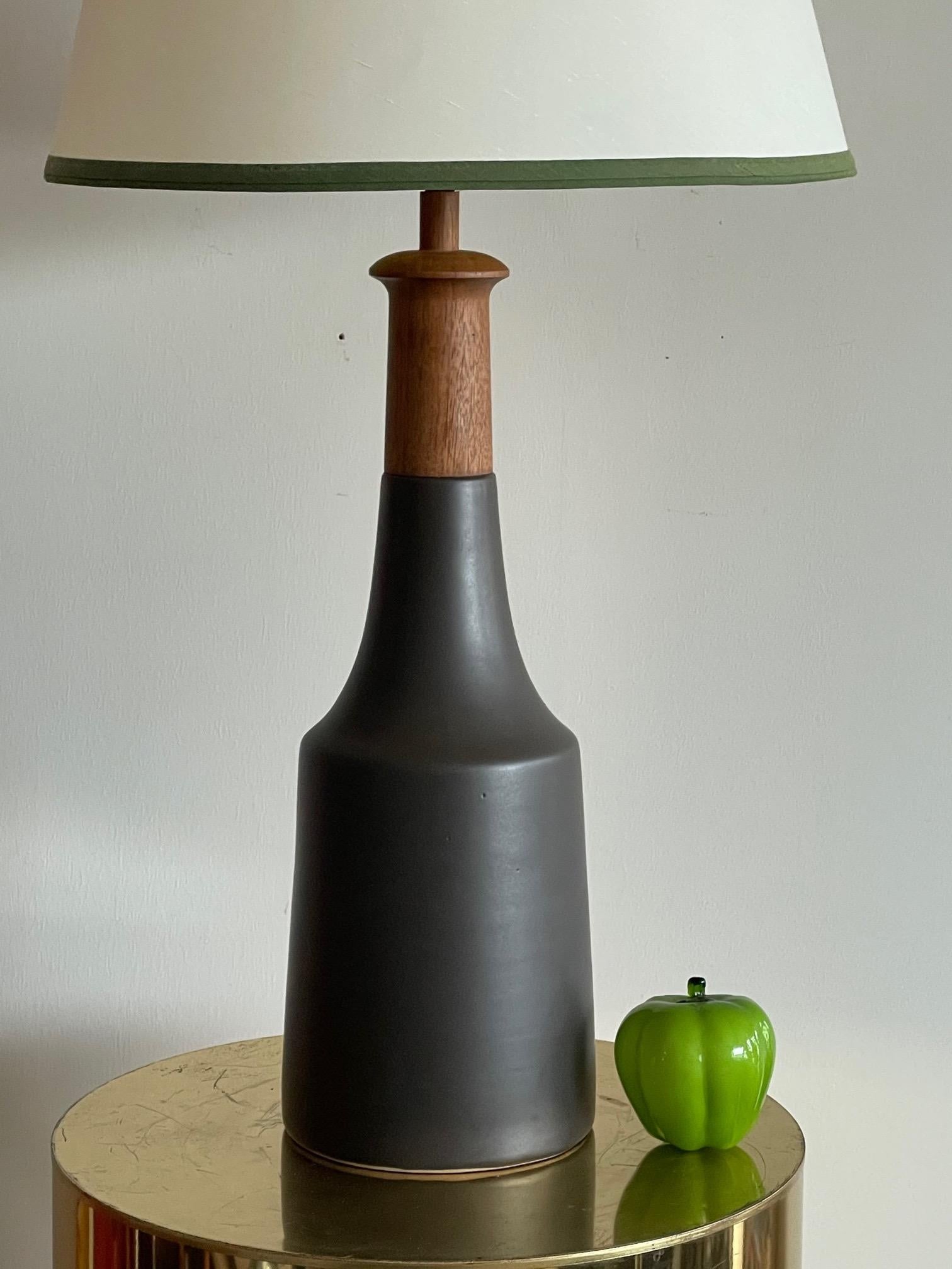 A classic large scale ceramic lamp by Martz. The color is dark brown-in certain light can look almost black-gray. Measures approx. 7