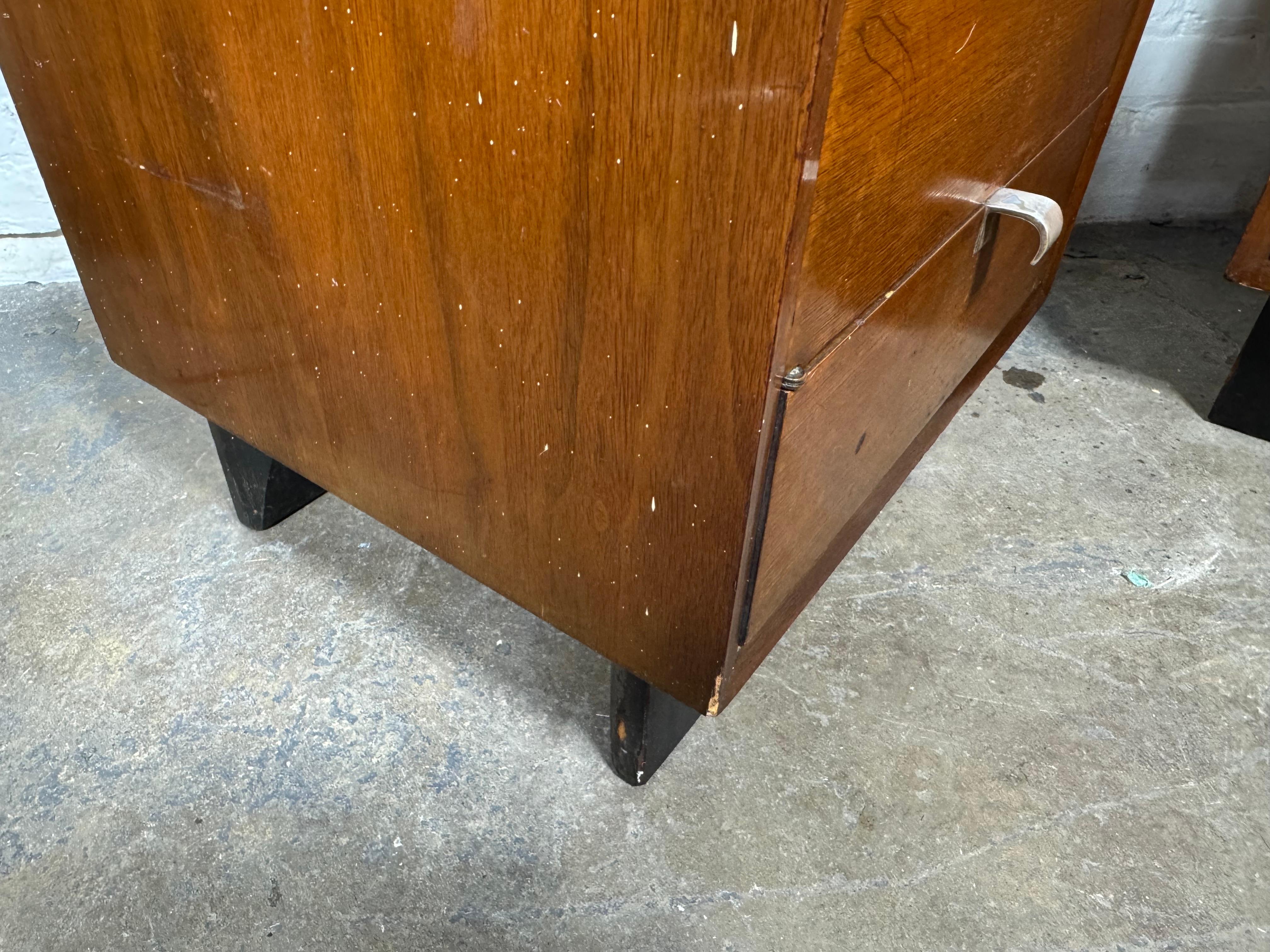 Alluminio Una classica coppia di comodini George Nelson Herman Miller Serie Basic anni '50 in vendita
