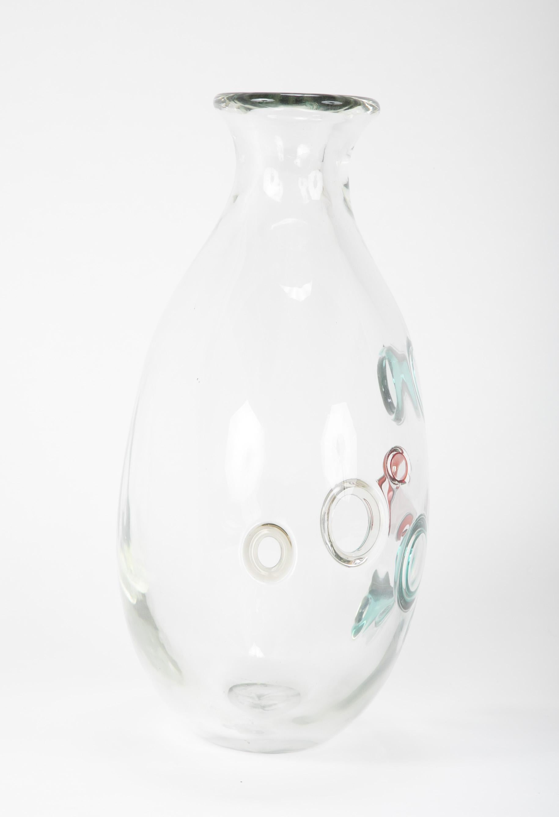 Clear Murano Glass Vase with Bubble Shapes in the Manner of Alfedo Barbini In Good Condition For Sale In Stamford, CT
