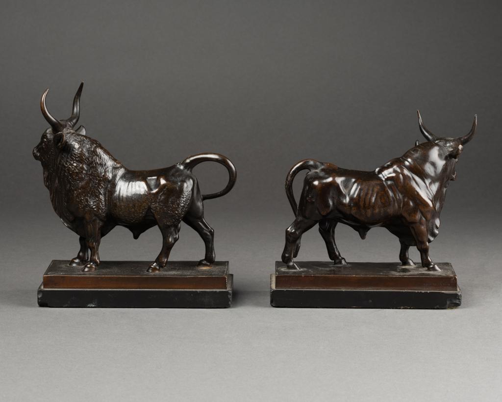 A. Clesinger : Bronze pendants of Roman and Winner bull, end of XIXth c. In Good Condition For Sale In SAINT-OUEN-SUR-SEINE, FR