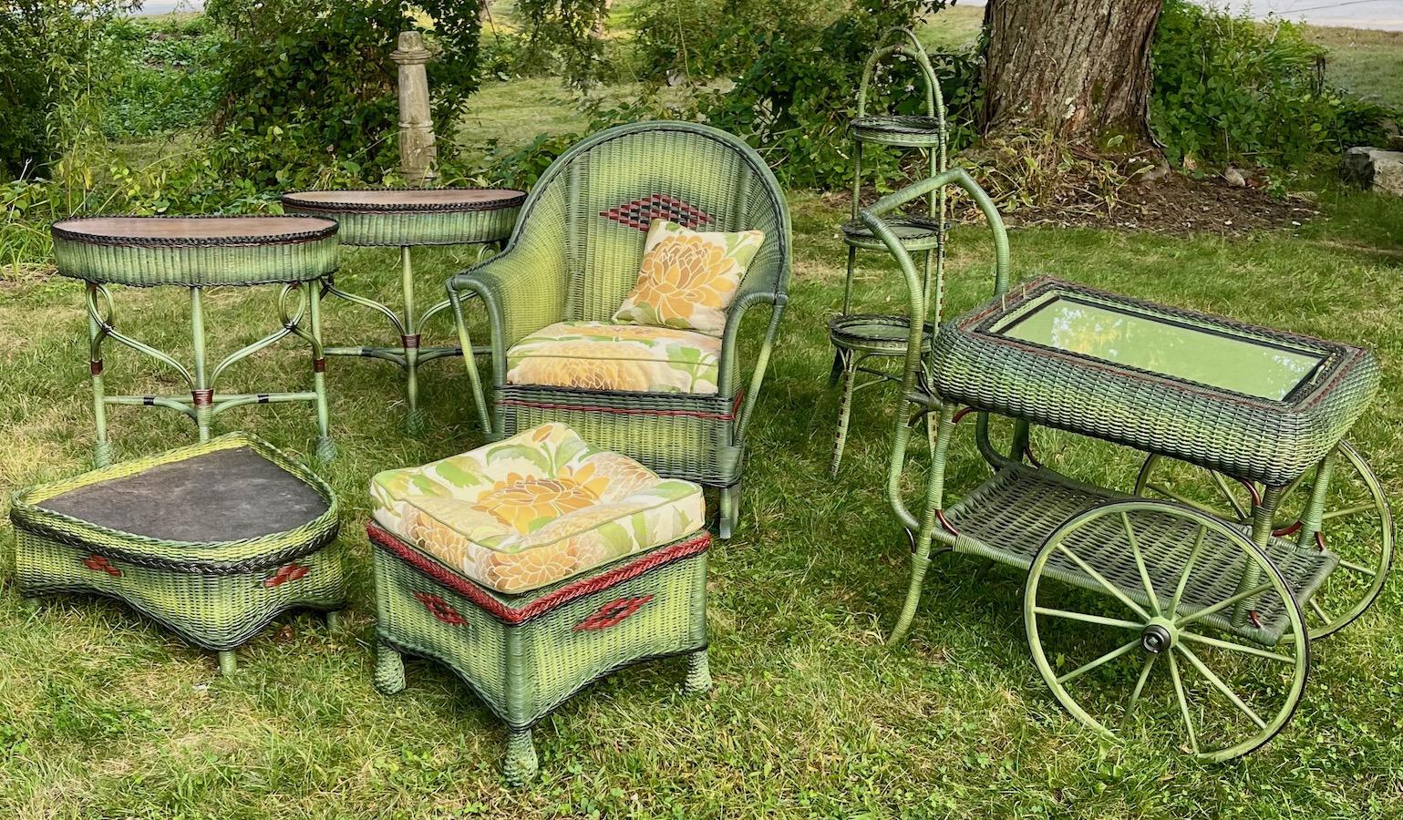 20th Century A Close Woven Wicker Ottoman in French Green Finish with Colored Accents For Sale