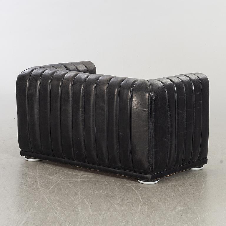 Austrian Club 10 Leather Sofa, Josef Hoffmann For Sale
