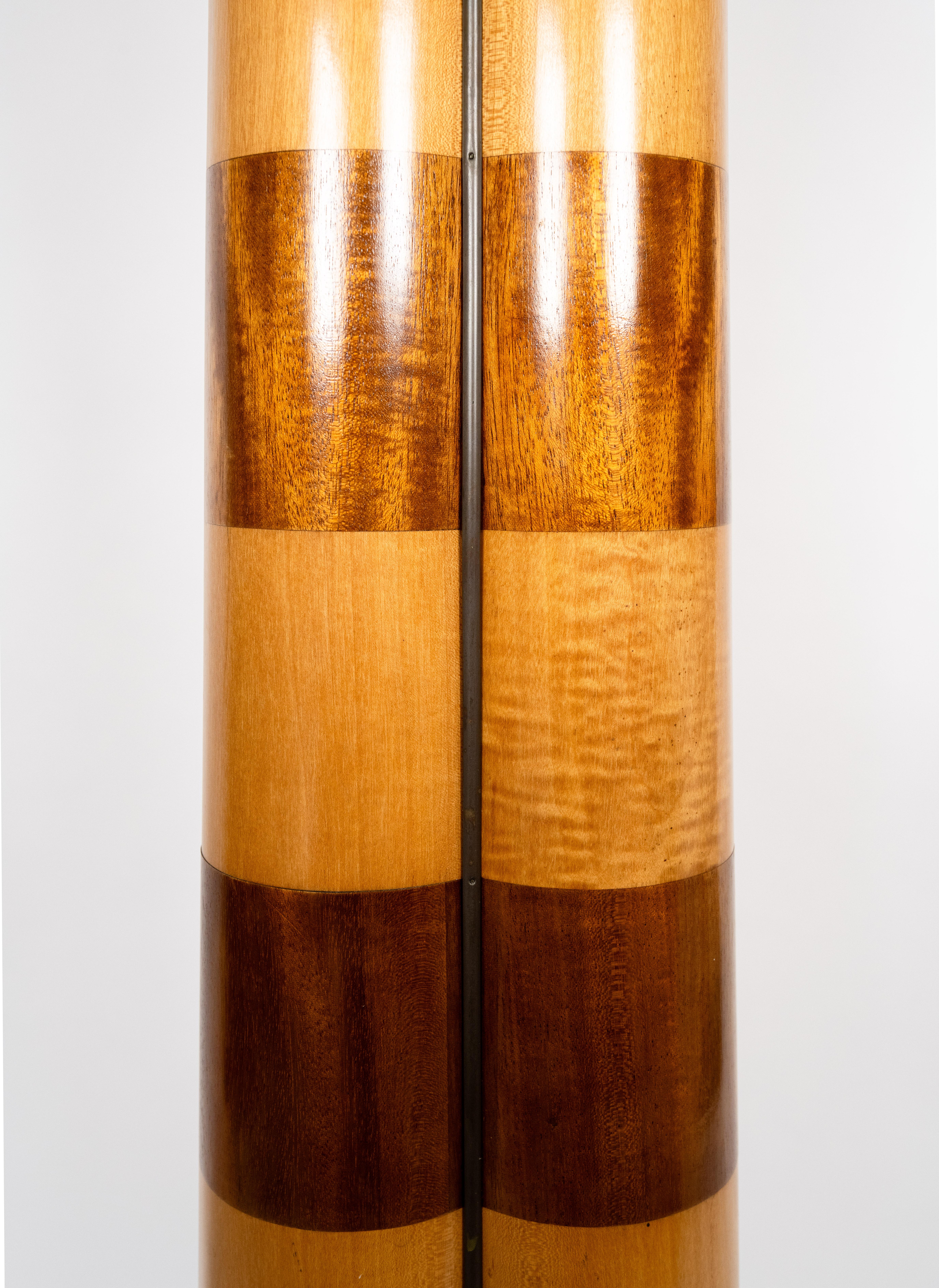 Piédestal en forme de colonne grappe Bon état - En vente à New York, NY