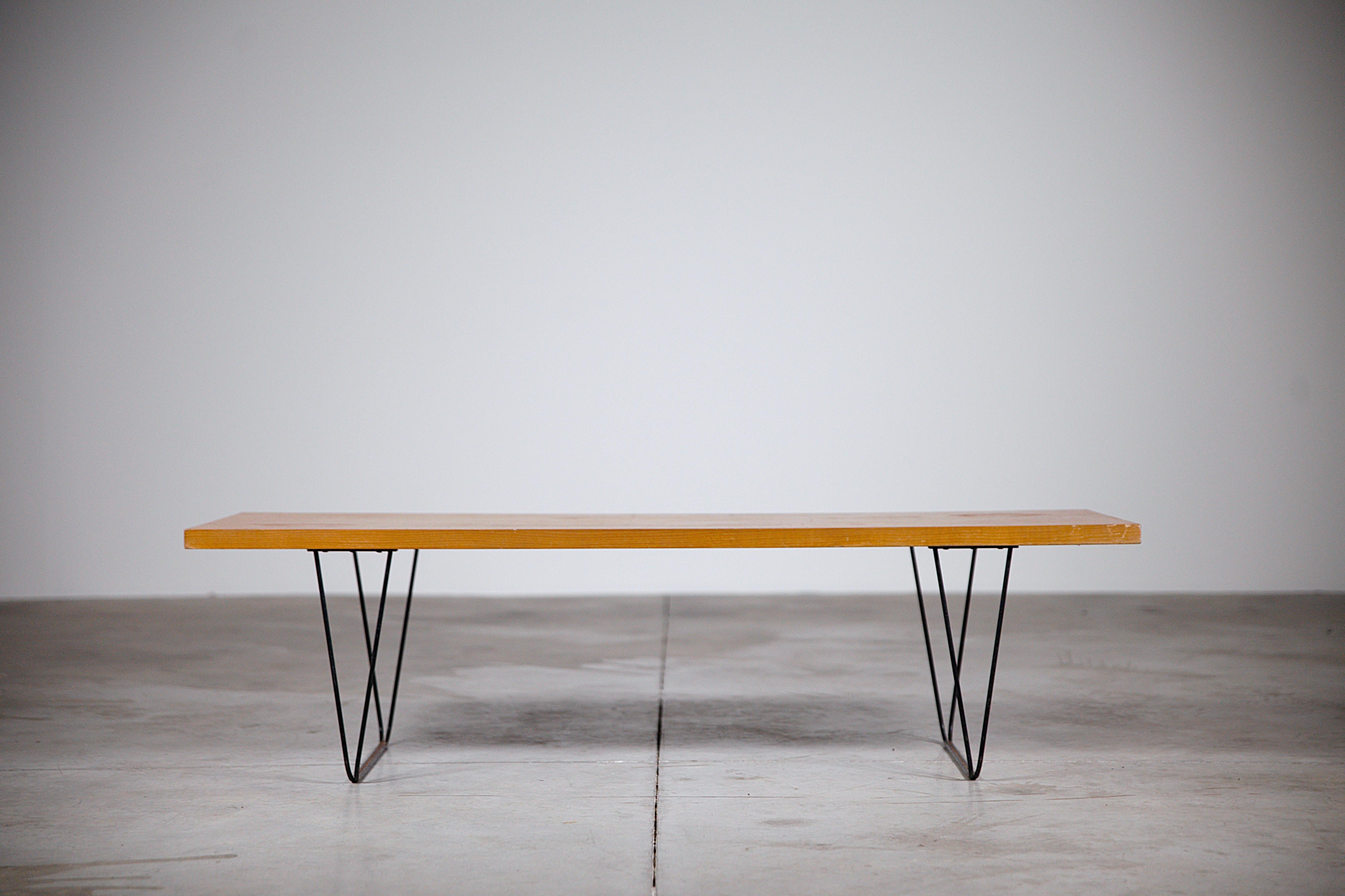 Français Table basse CM 191 de Pierre Paulin France, années 1970 en vente