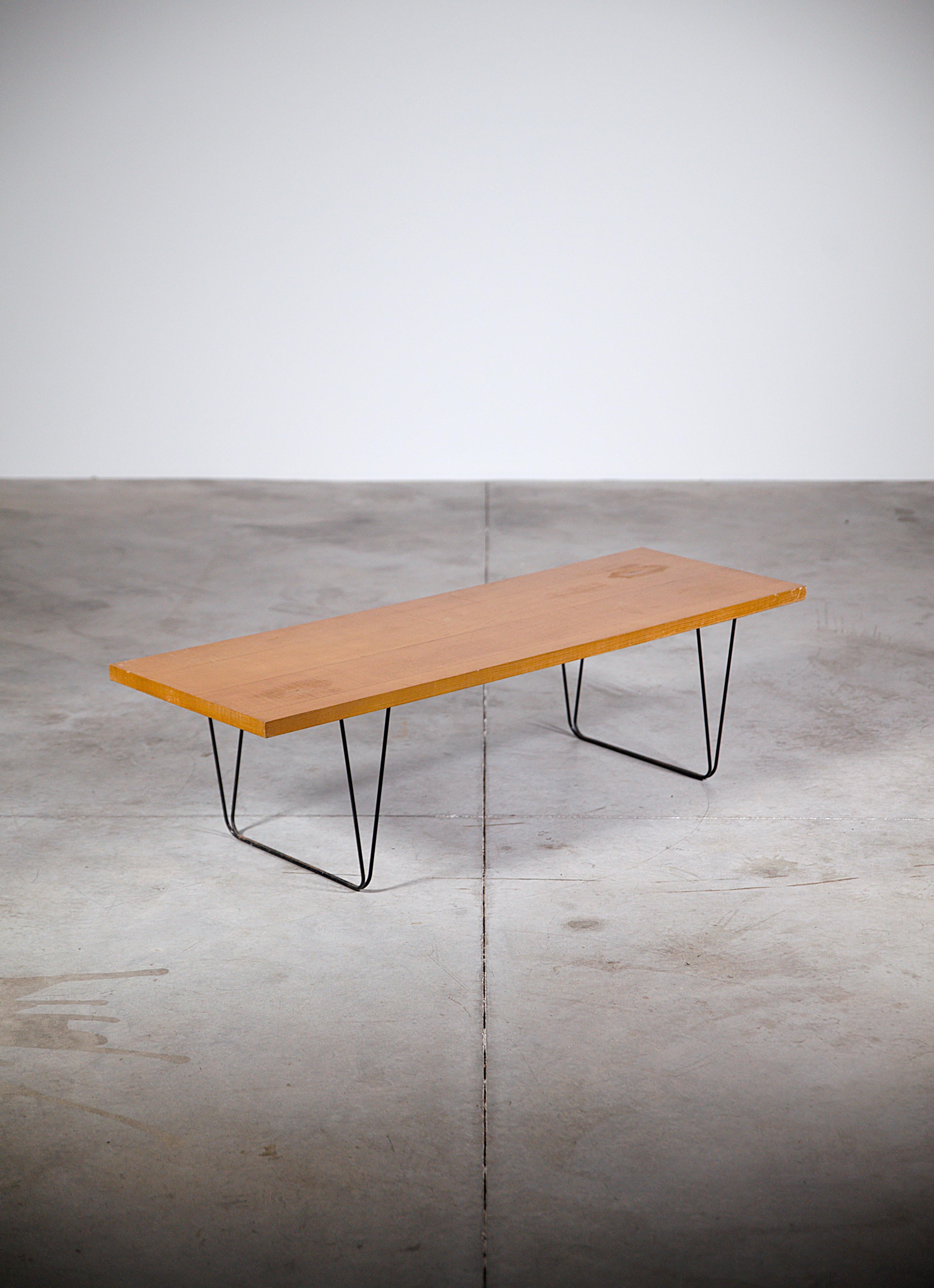 Table basse CM 191 de Pierre Paulin France, années 1970 en vente 1