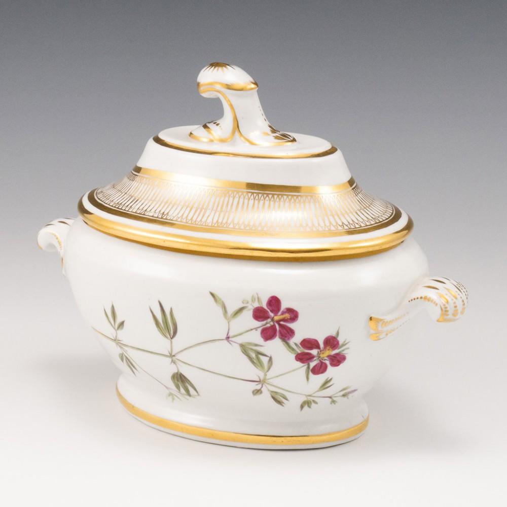 A Coalport Botanical Porcelain Dessert Tureen Cover and Stand, 1805-10 In Good Condition For Sale In Tunbridge Wells, GB