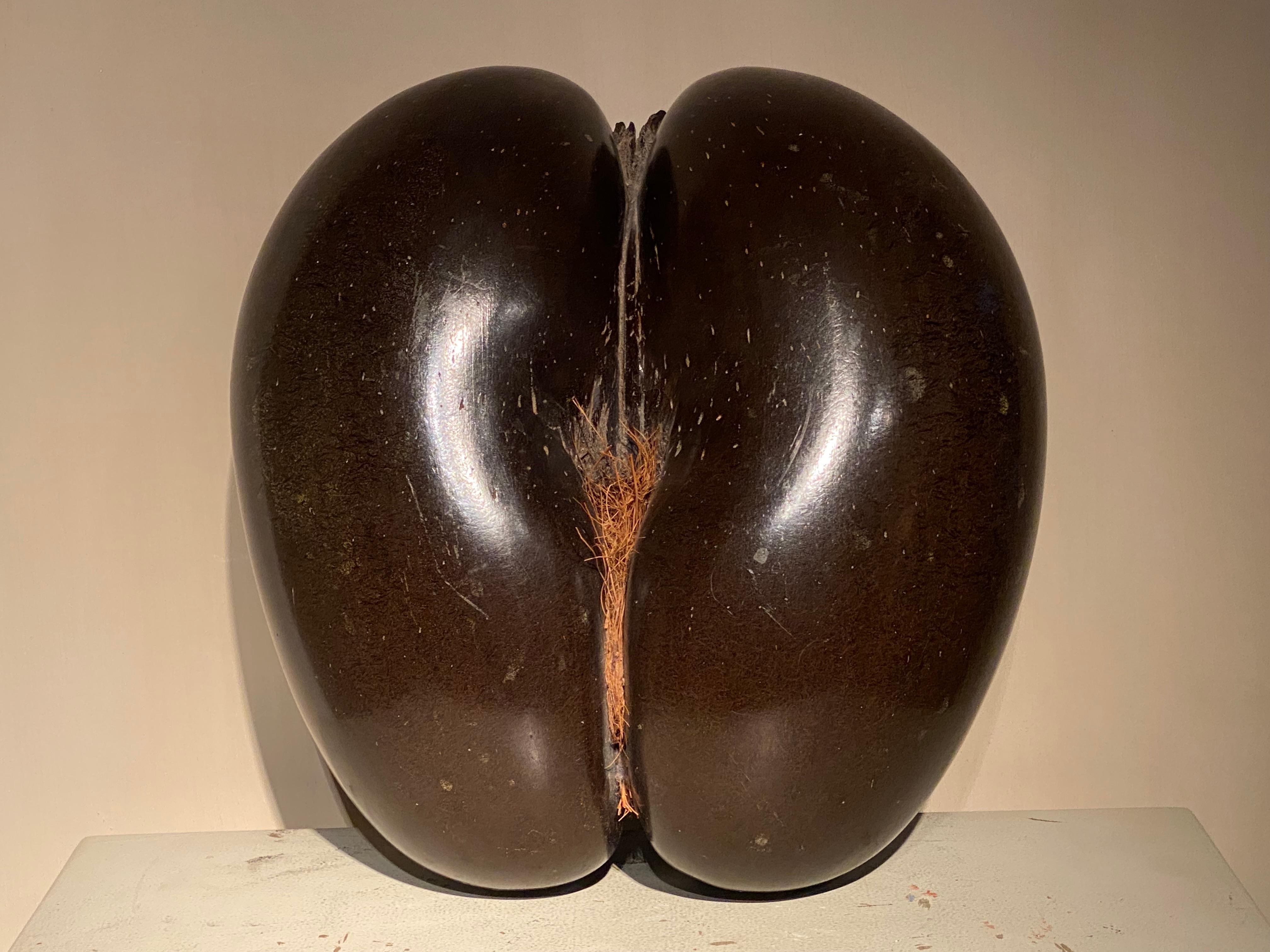 Late 20th Century A Cocco De Fesses For Sale