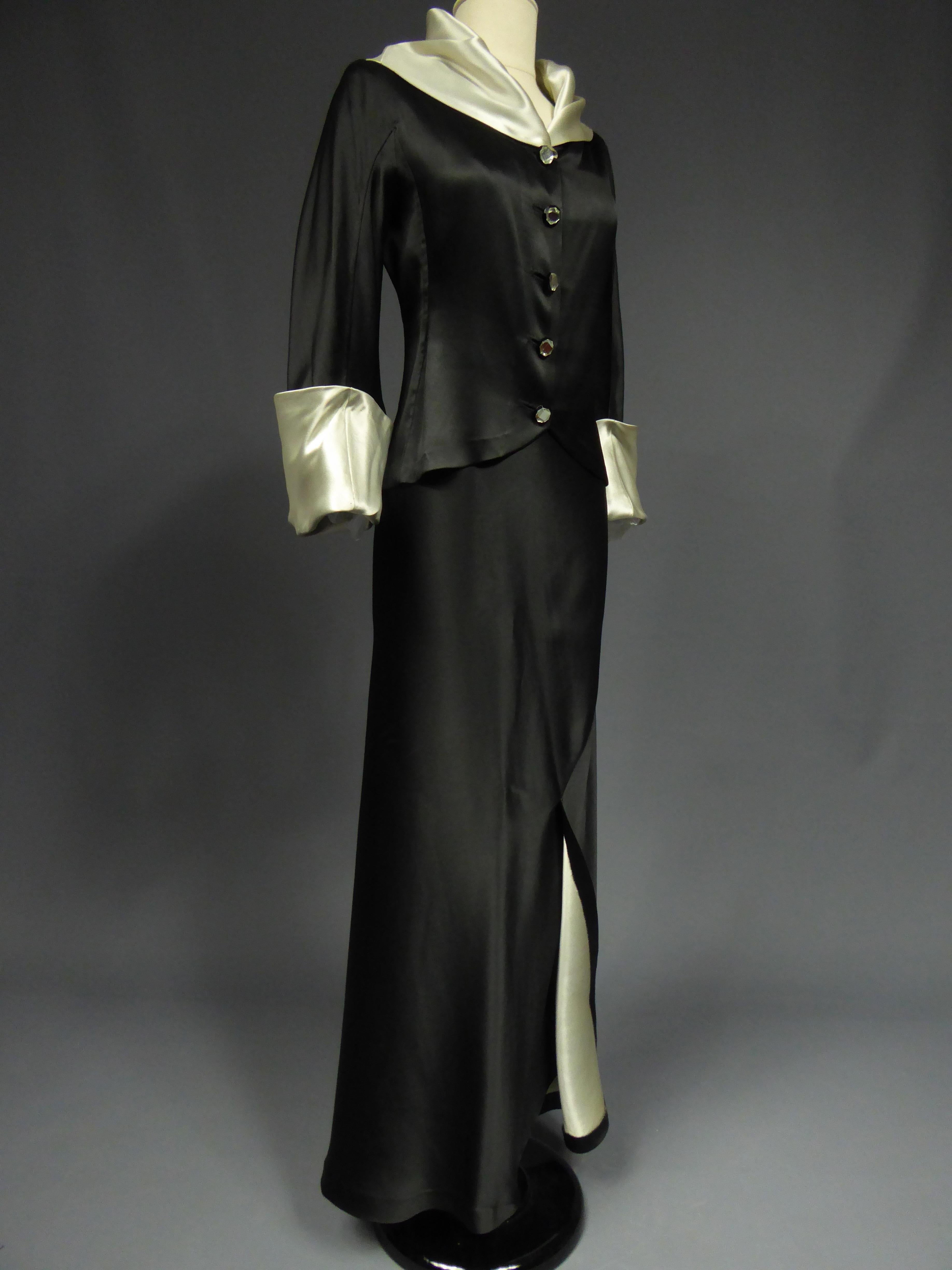 A Coco Chanel (attributed to) Tuxedo Satin Skirt Couture Suit - Paris Circa 1933 For Sale 11