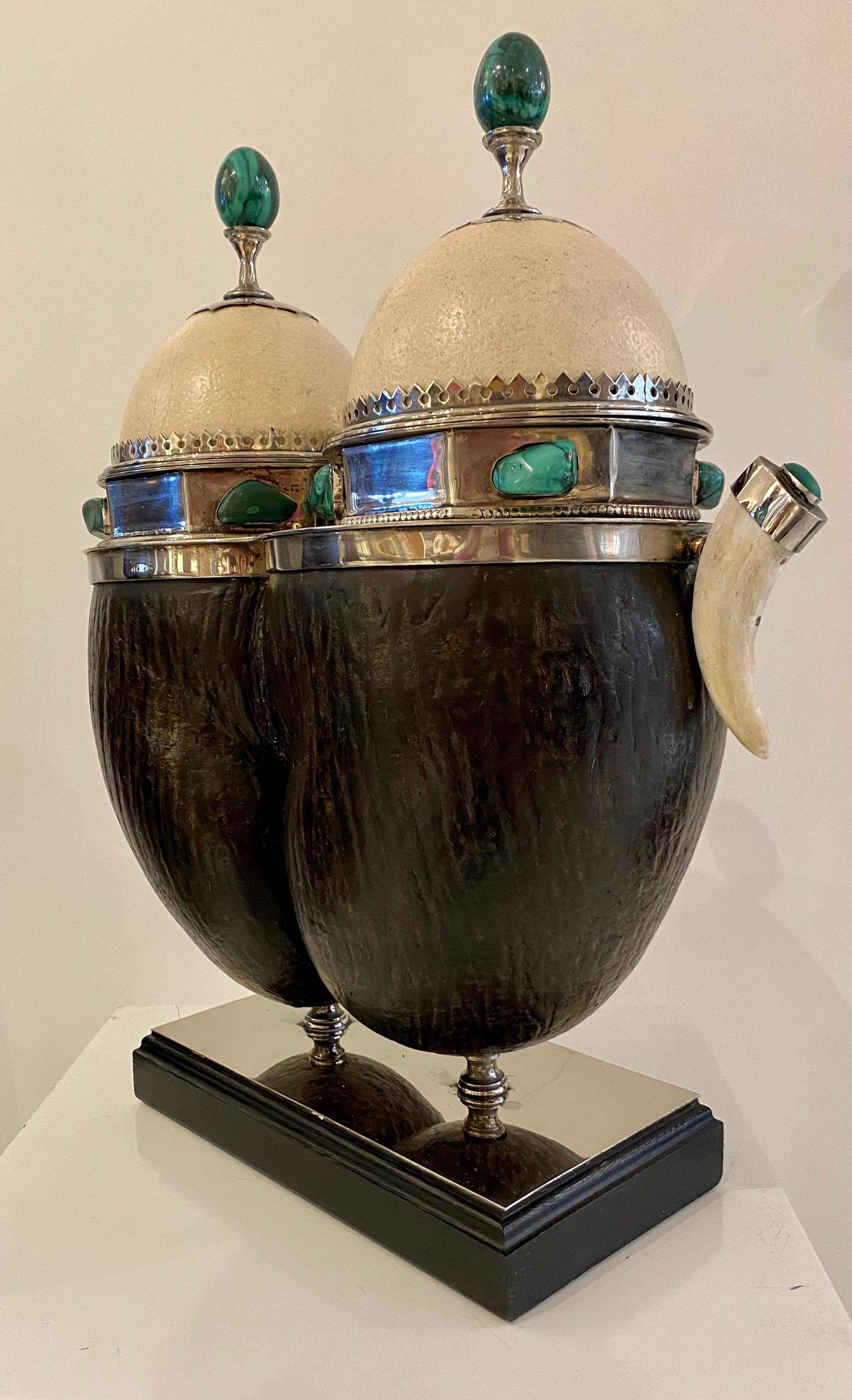Inglese Scatola scultorea Coco De Mer Nut di Antony Redmile, Londra in vendita