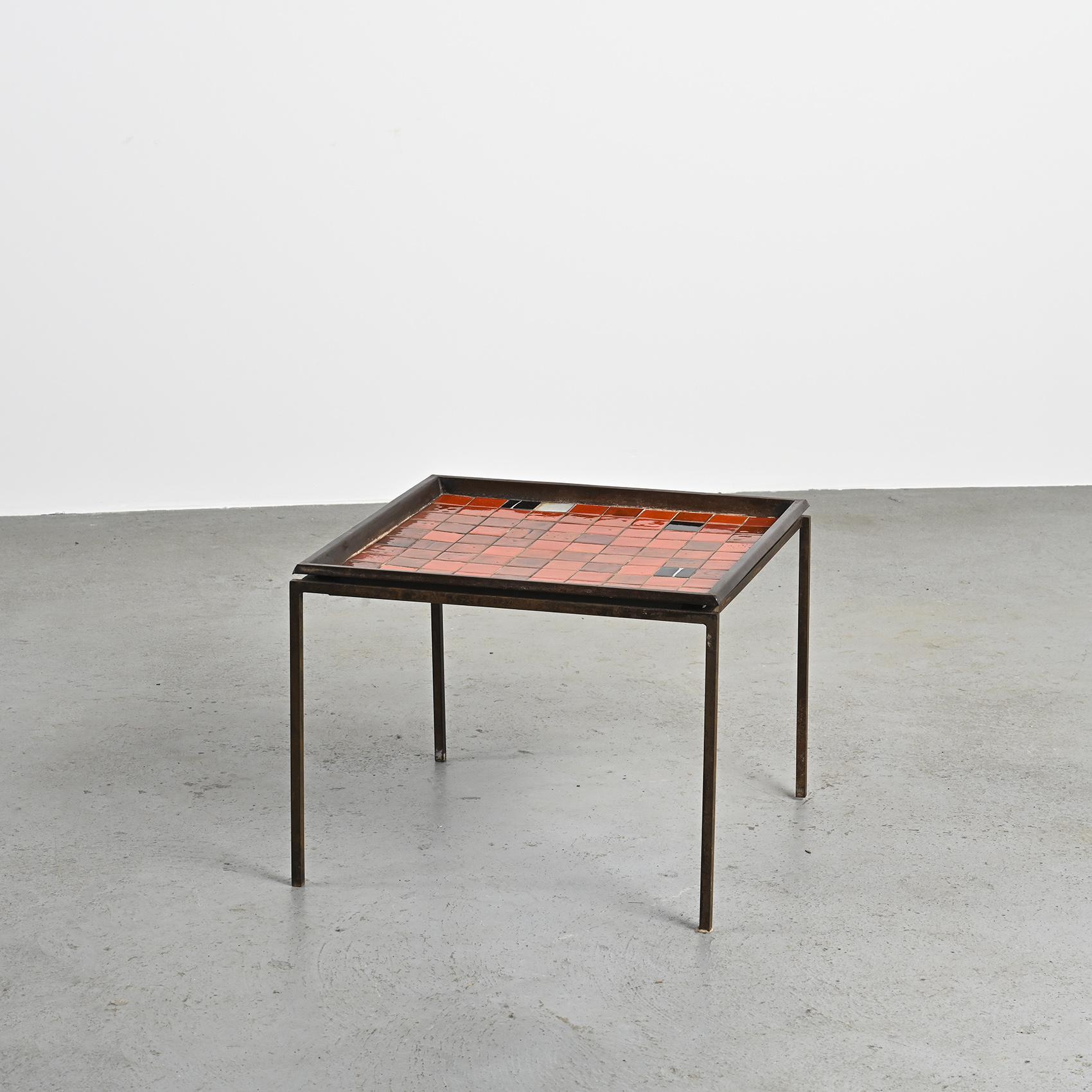 Mesa baja de Mado Jolain y René Legrand, hacia 1955 Moderno de mediados de siglo en venta