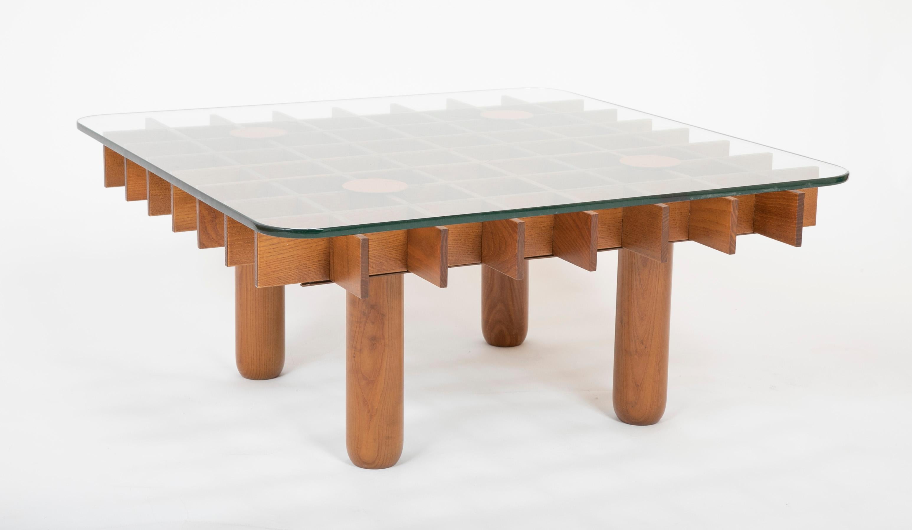 Coffee Table Designed by Gianfranco Frattini for Knoll In Good Condition In Stamford, CT