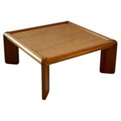 Ein Couchtisch, Italien, 1960er Jahre.