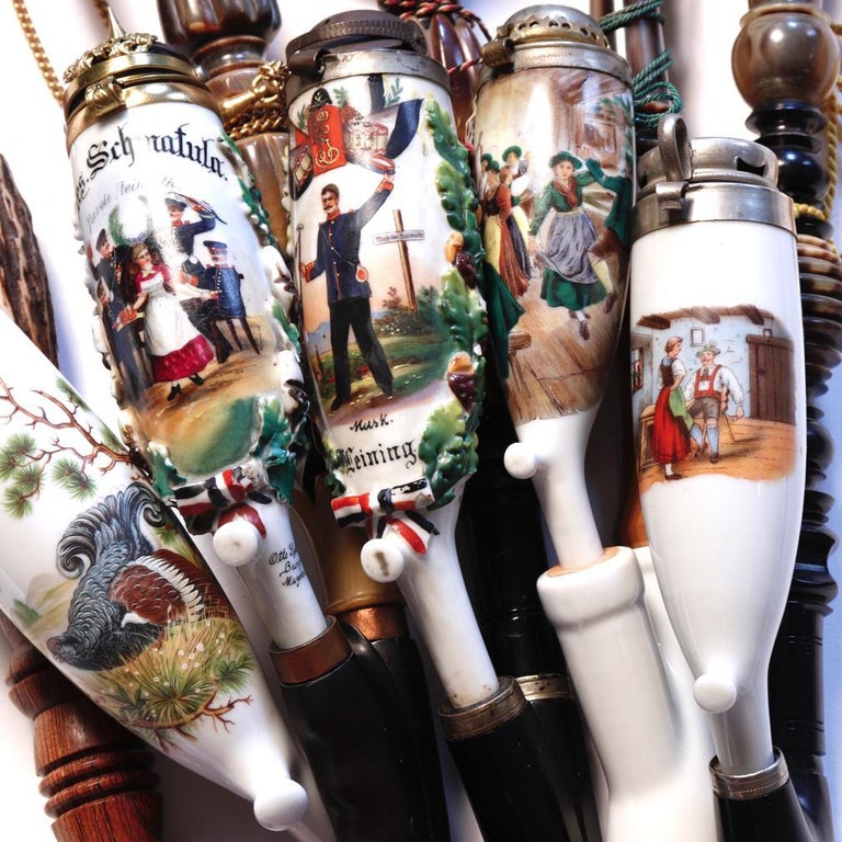 Collection of 13 Traditional German Porcelain Tobacco Pipes For Sale at