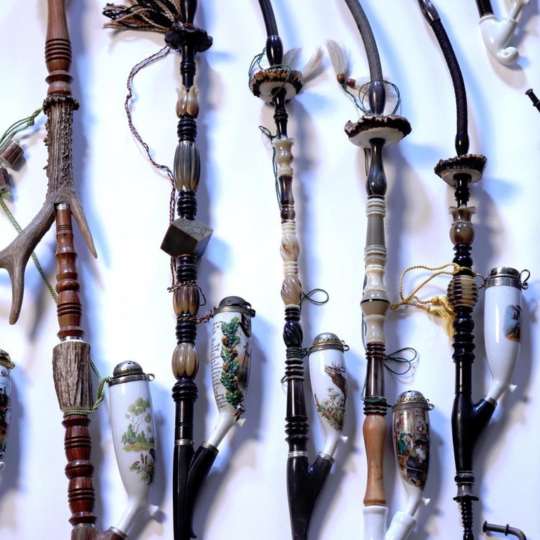 Collection of 13 Traditional German Porcelain Tobacco Pipes For Sale at