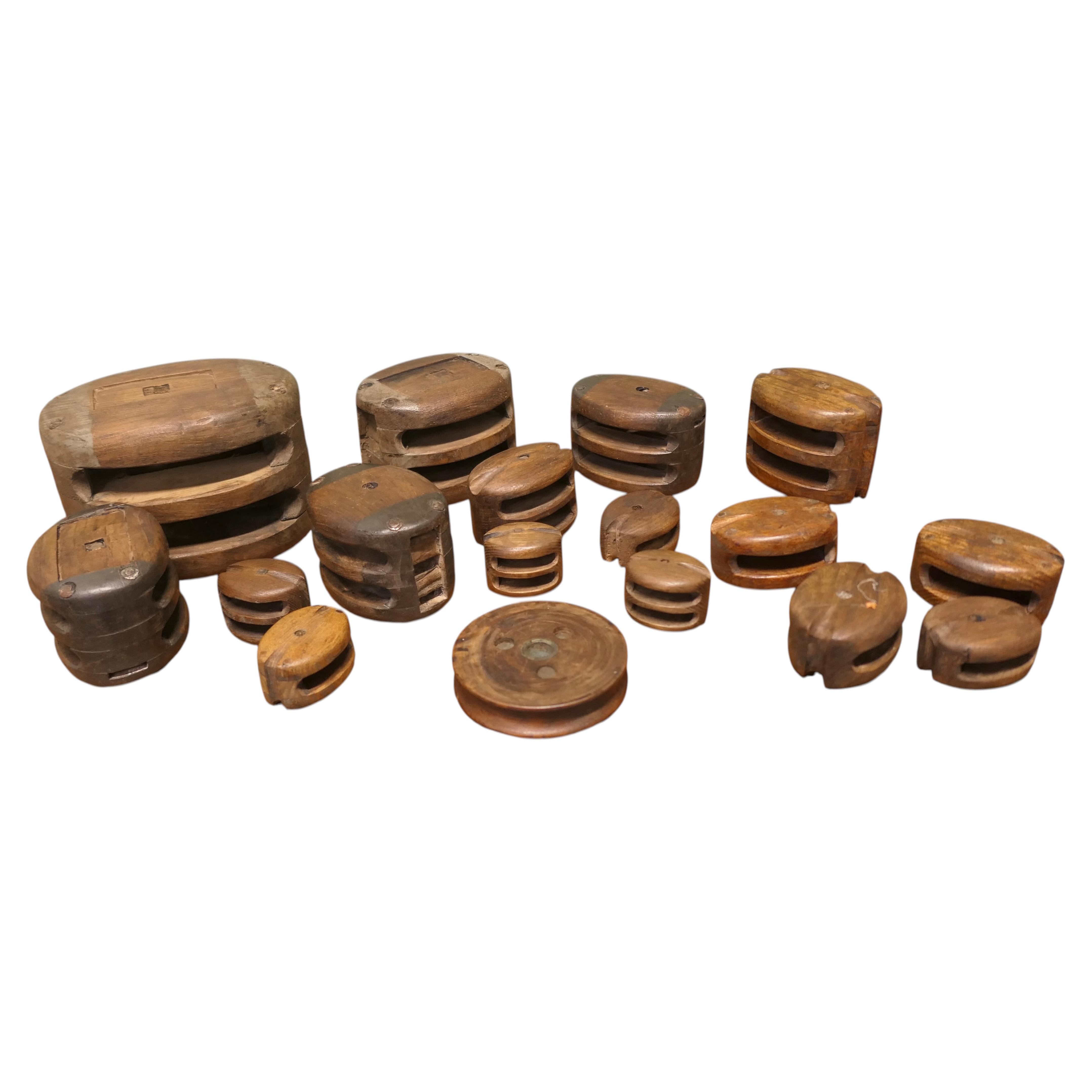 Vintage Selection Of Scale Weights - Set Of Twenty For Sale at 1stDibs