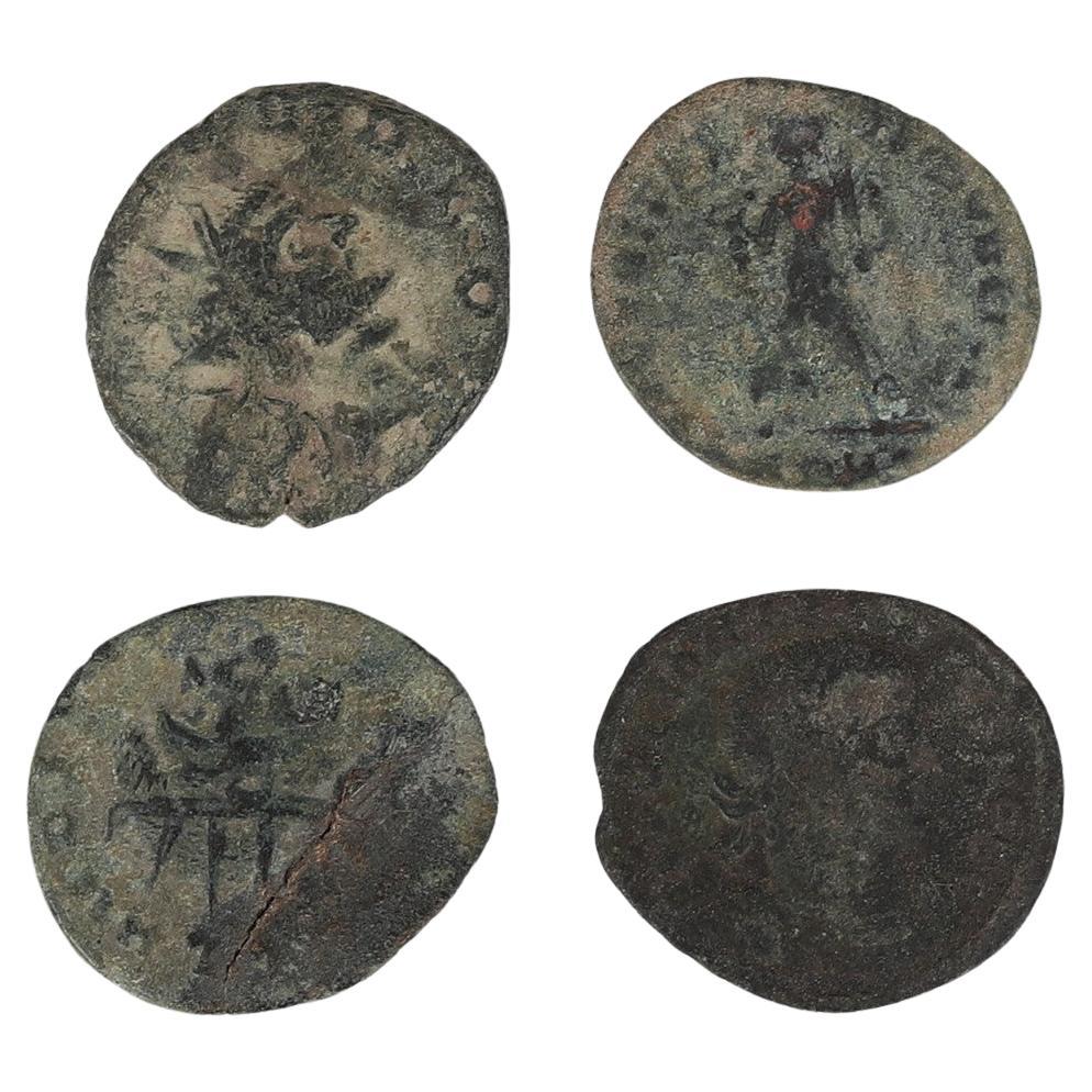 Kollektion von 4 Sammlerstücken aus antiker römischer Bronze Münze 200-300 AD im Angebot