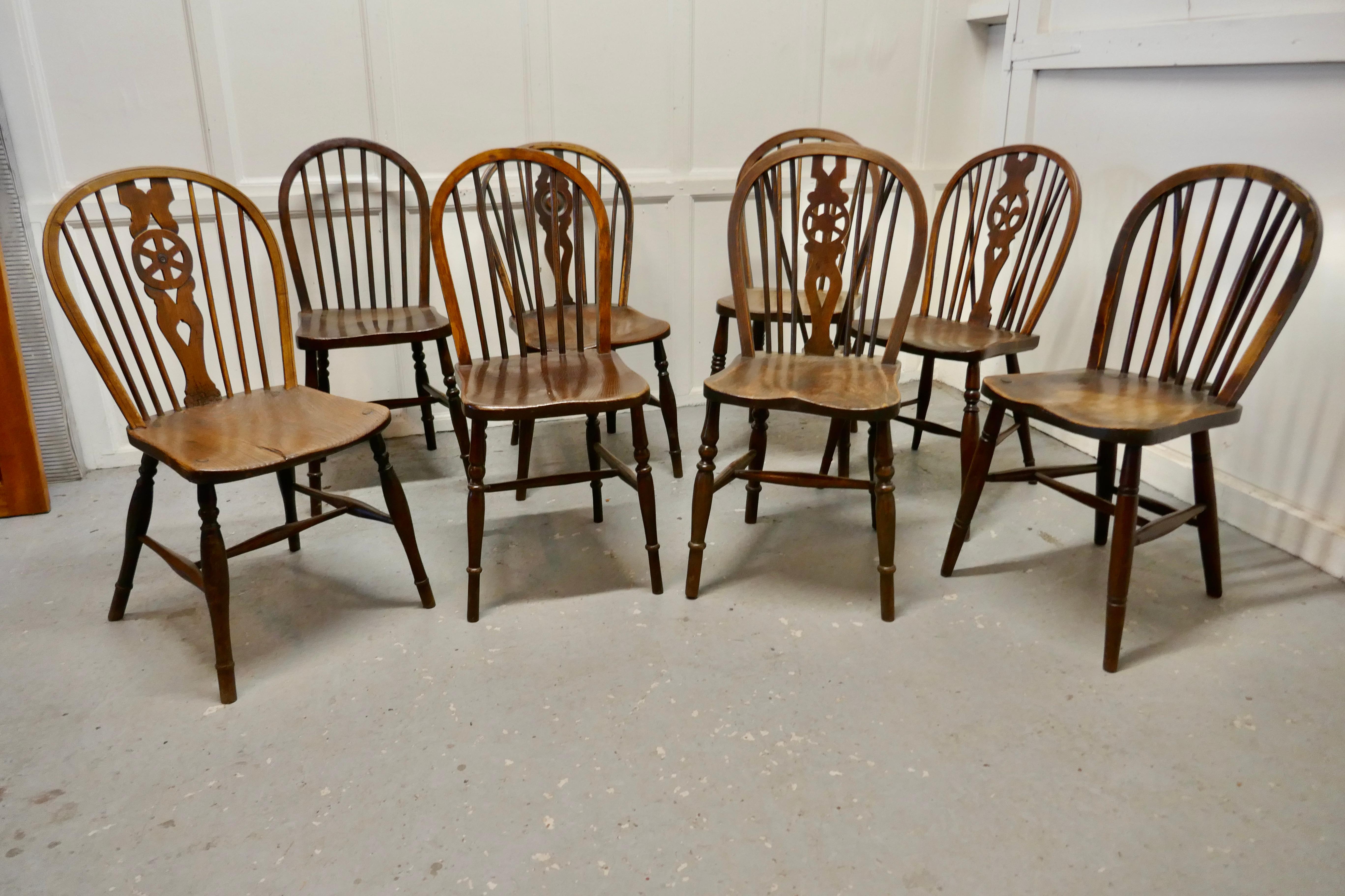 A Collection of 8 Beech and Elm Country Windsor Chairs 3