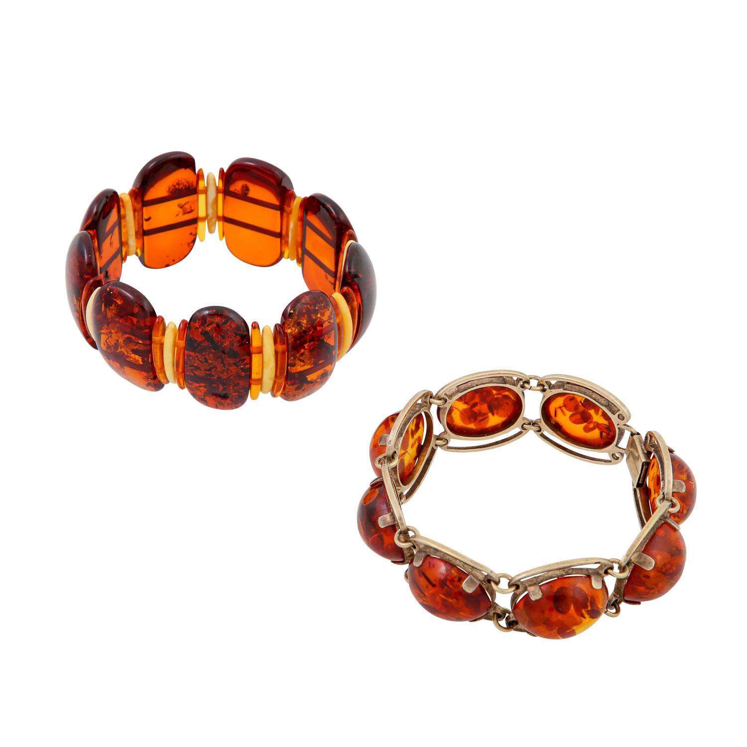 Cabochon Collection of 8 Parts of Amber Jewelry For Sale