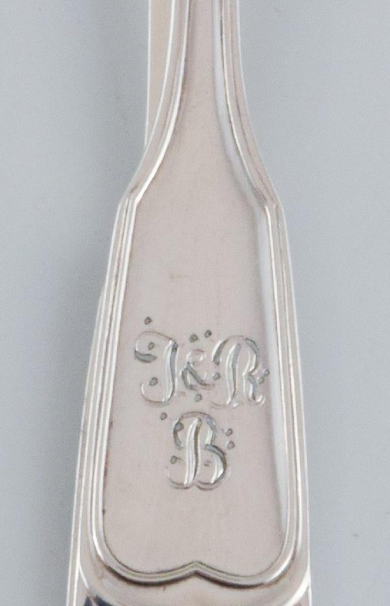 Silver 9 A collection of 9 pieces of various plated silver. For Sale at 1stDibs