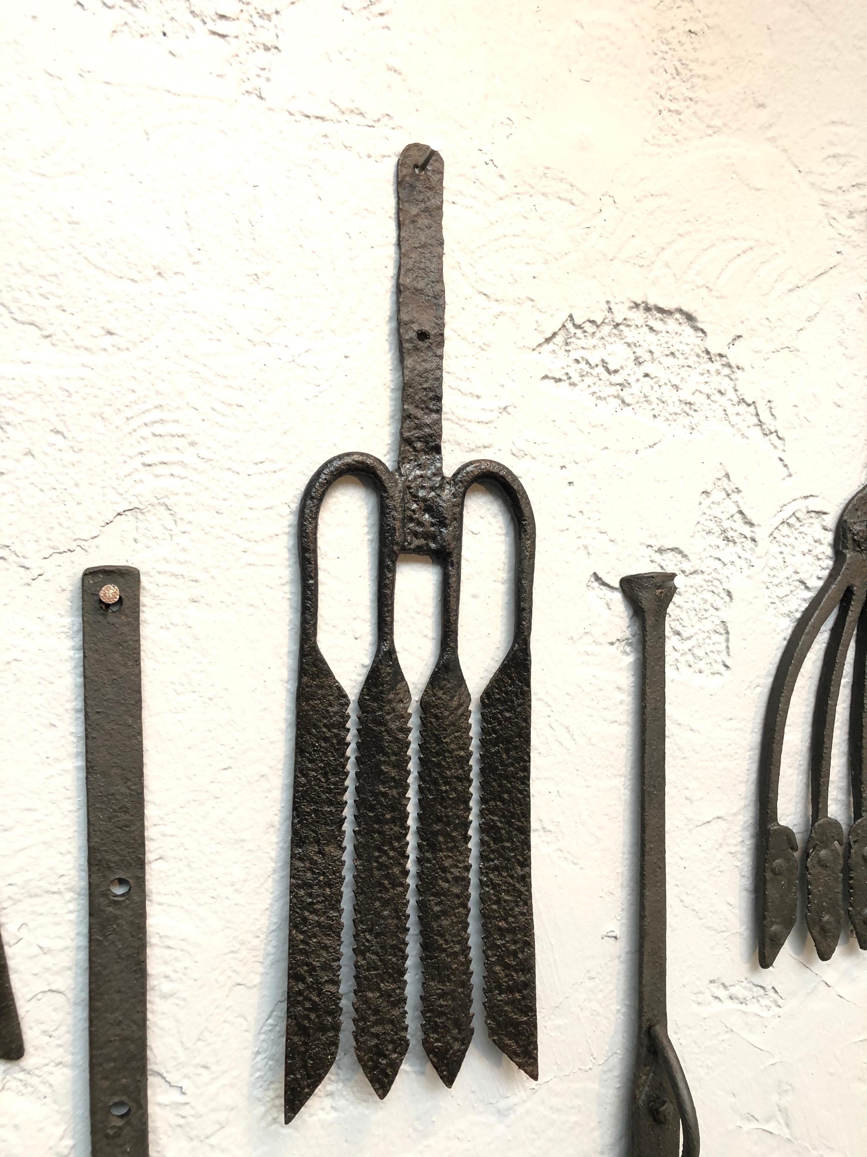 Collection of Antique Wrought Iron Eel Forks In Good Condition In Søborg, DK