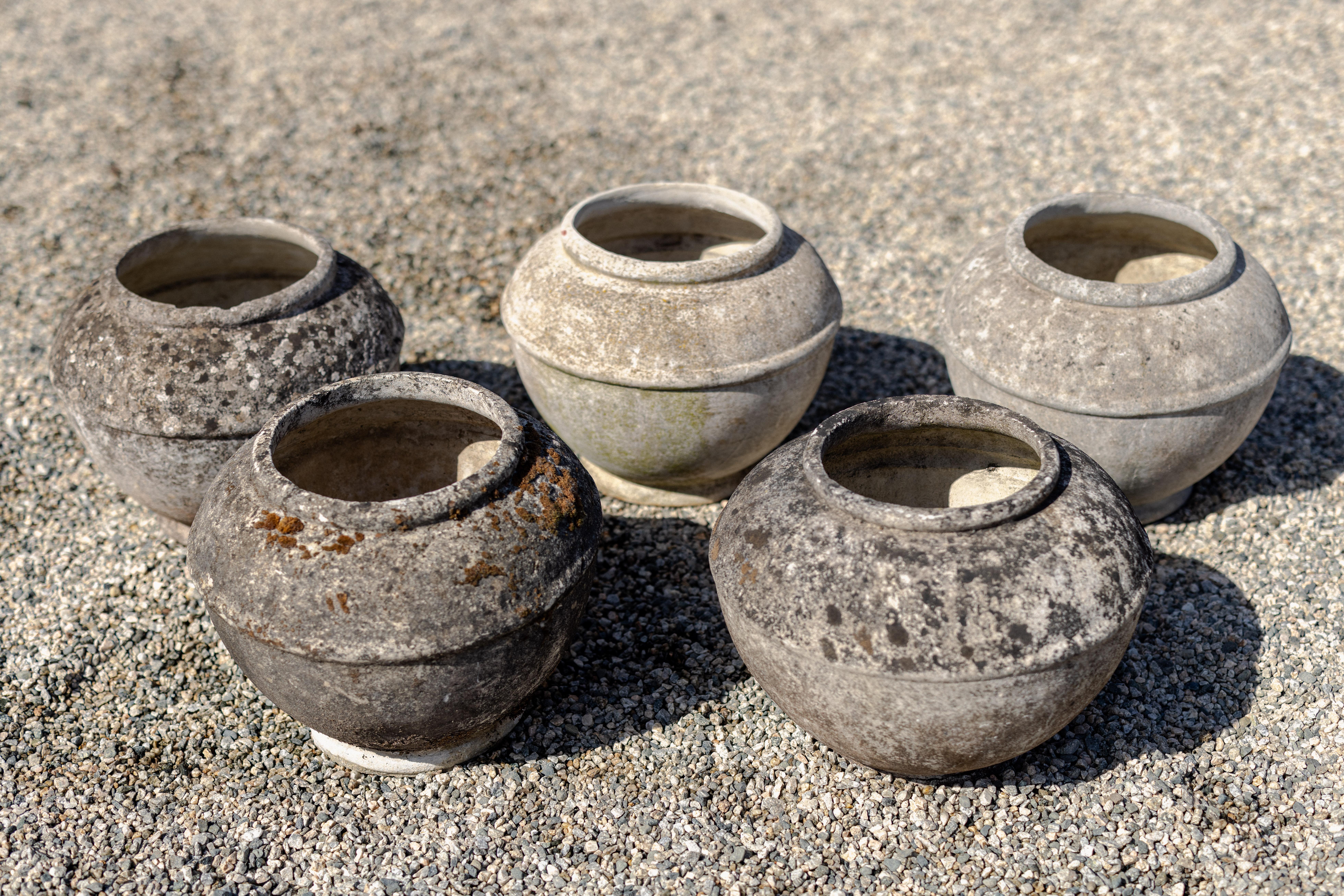 A Collection of Concrete Vases by Willy Guhl, 1960's, Switzerland

H 12