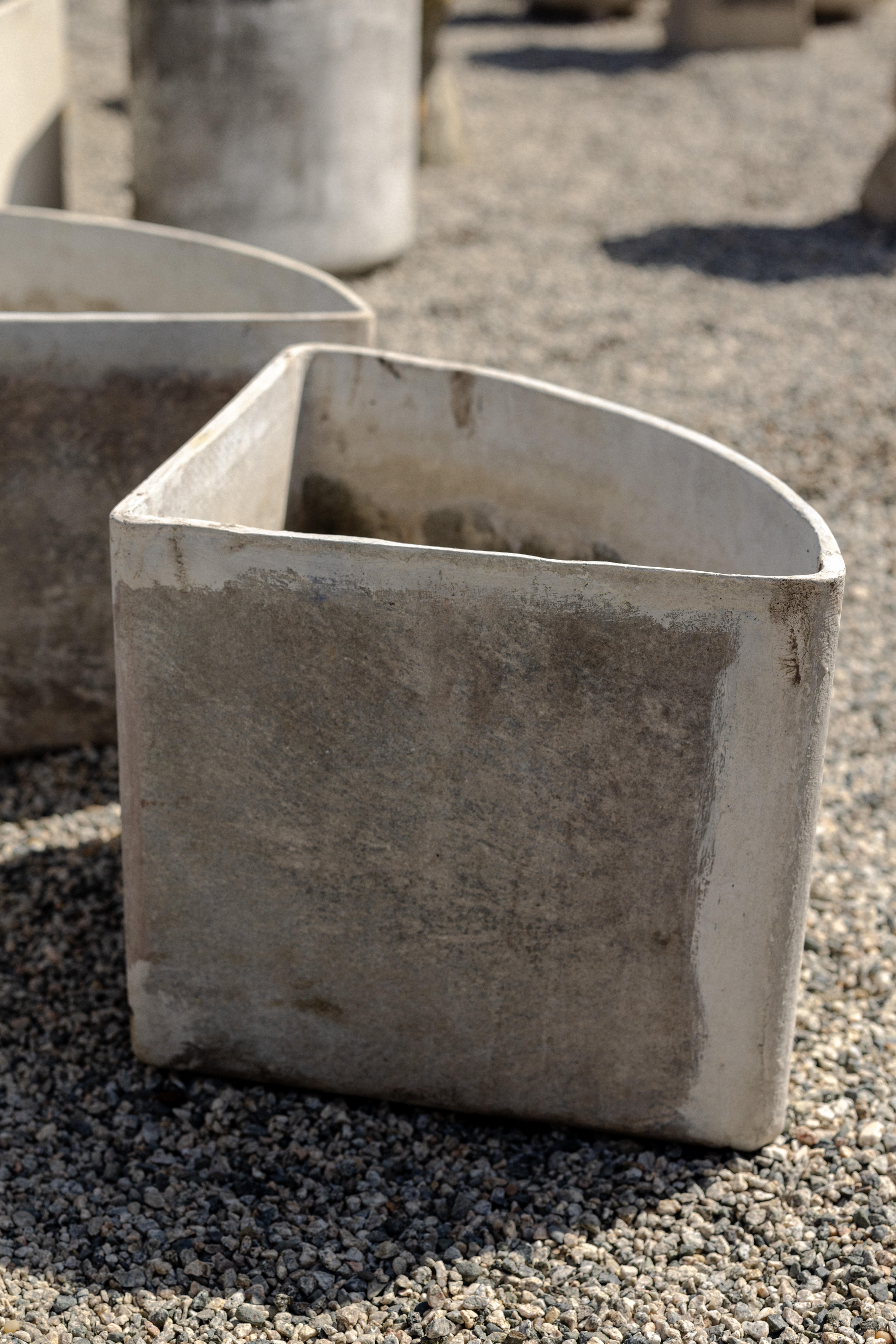 A Collection of Corner Planters by Willy Guhl, 1960's, Switzerland In Fair Condition For Sale In Los Angeles, CA