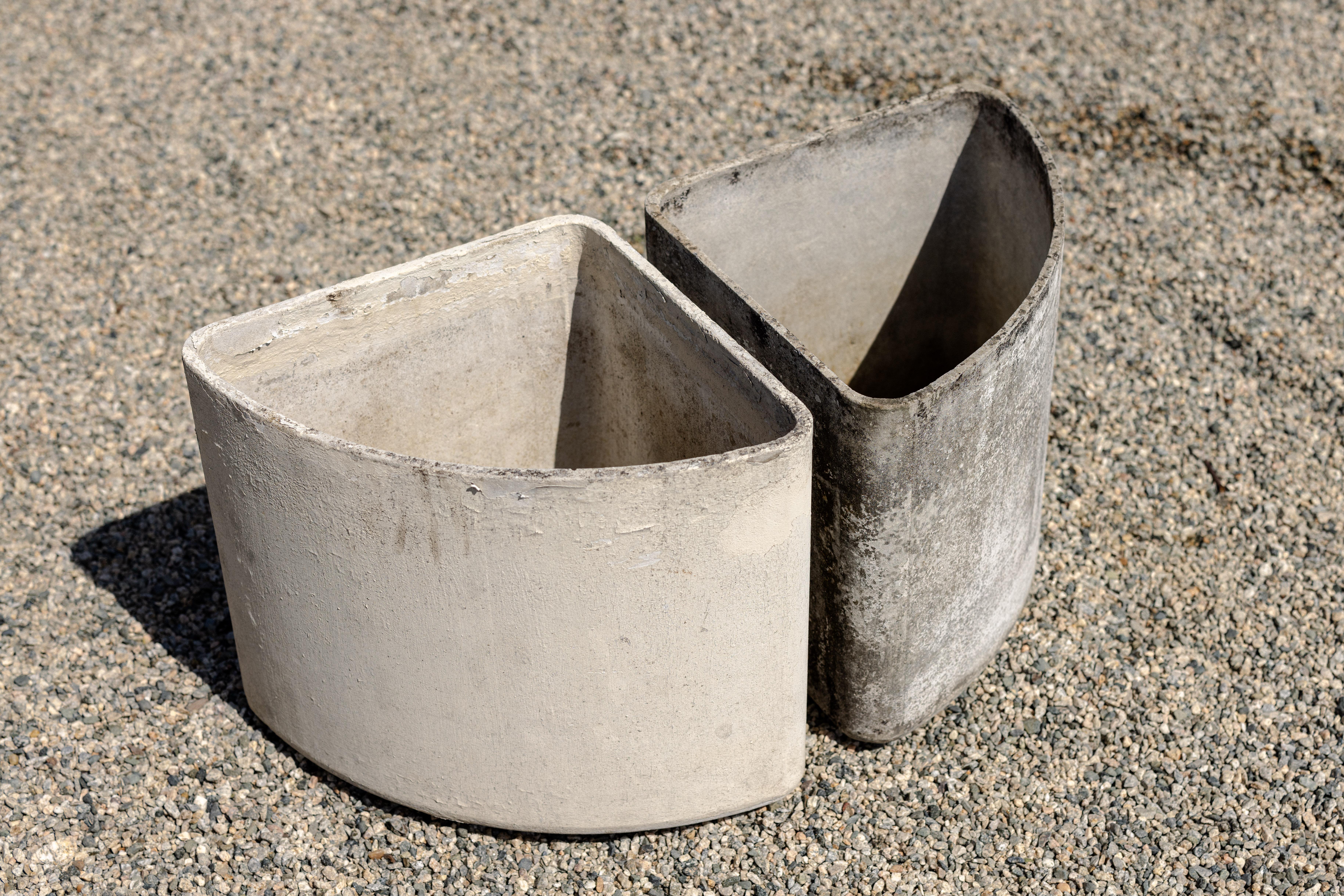 A Collection of Corner Planters by Willy Guhl, 1960's, Switzerland For Sale 1