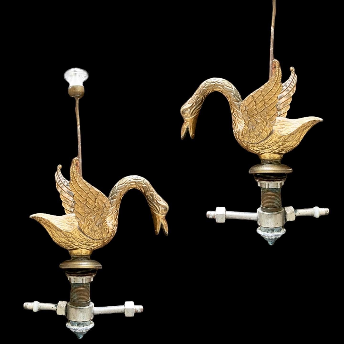 Collection of Late Victorian Cast Brass Single and Double Swan Neck Taps In Good Condition For Sale In Reepham, GB