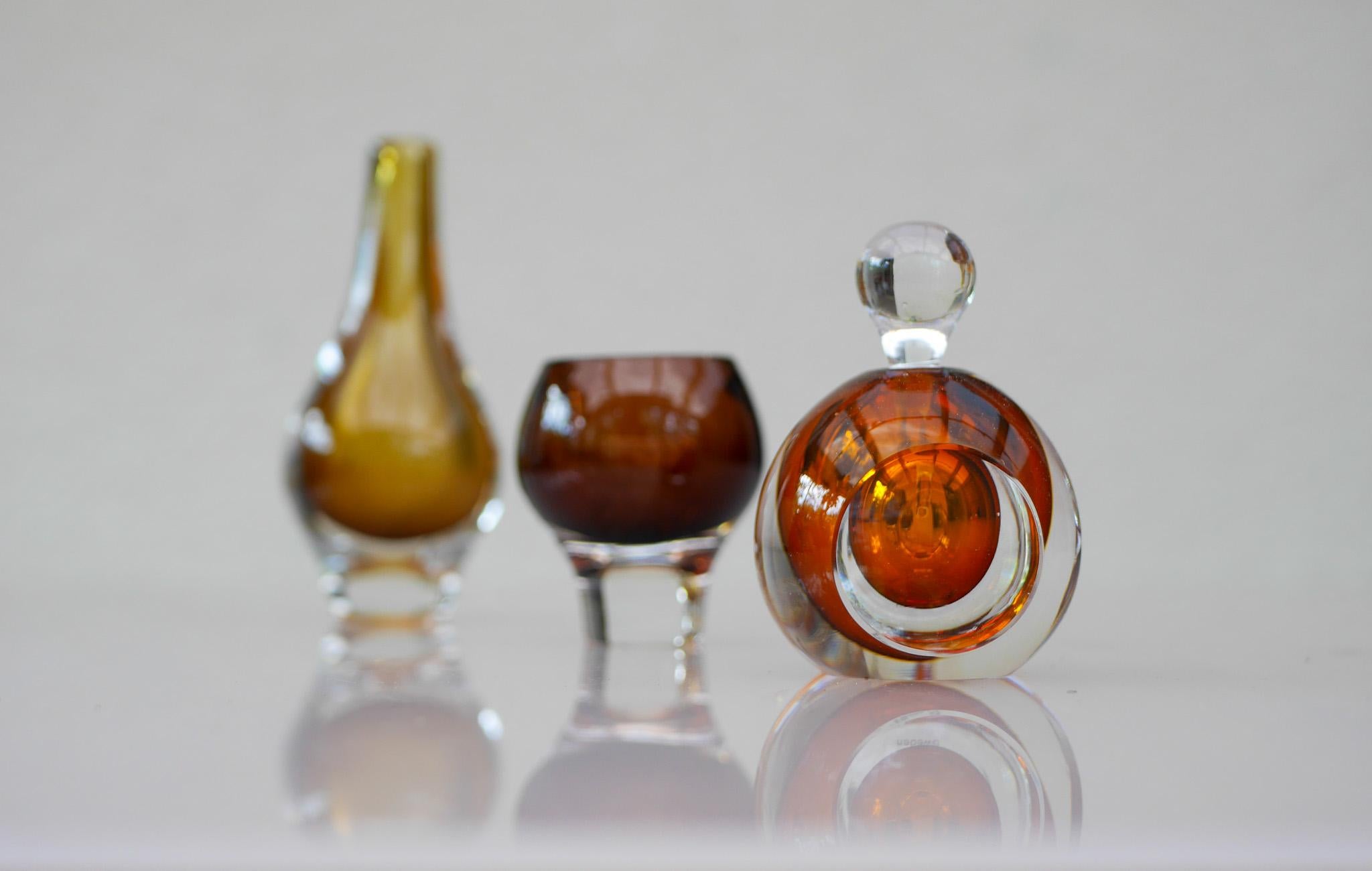 The Modern Scandinavian sommerso glass von Mona Morales Kosta Schweden - eine Sammlung im Zustand „Gut“ im Angebot in Skarpnäck, SE