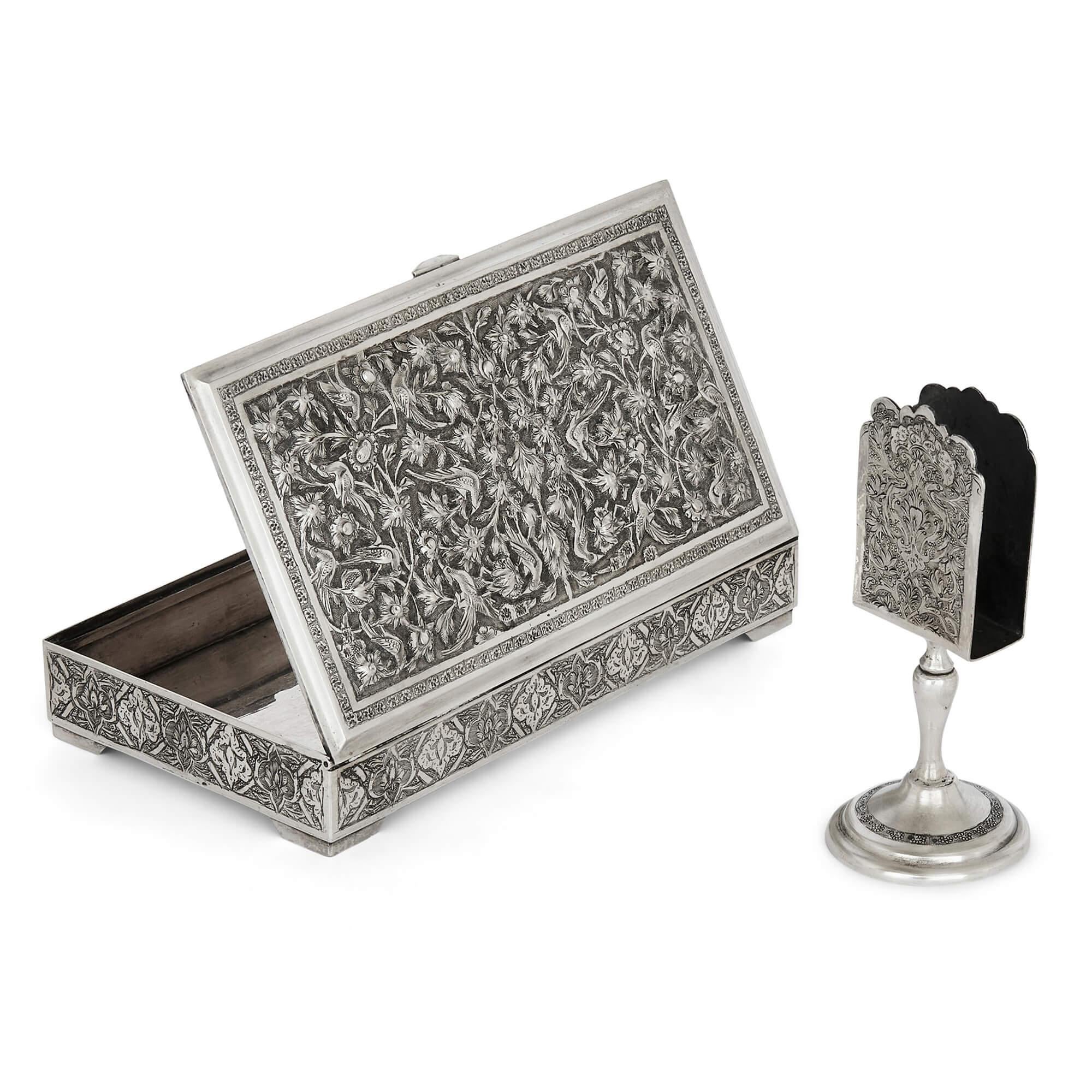 Kollektion von persischen Silberwaren und Tafelgeschirr im Zustand „Gut“ im Angebot in London, GB