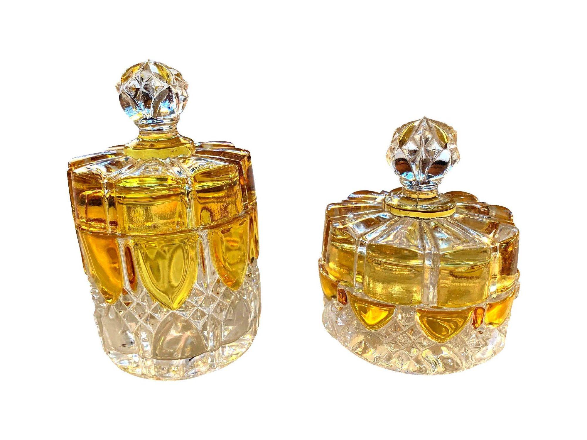 Una collezione di sette bottiglie di profumo in oro di Val Sat Lambert degli anni '20 in vendita 3