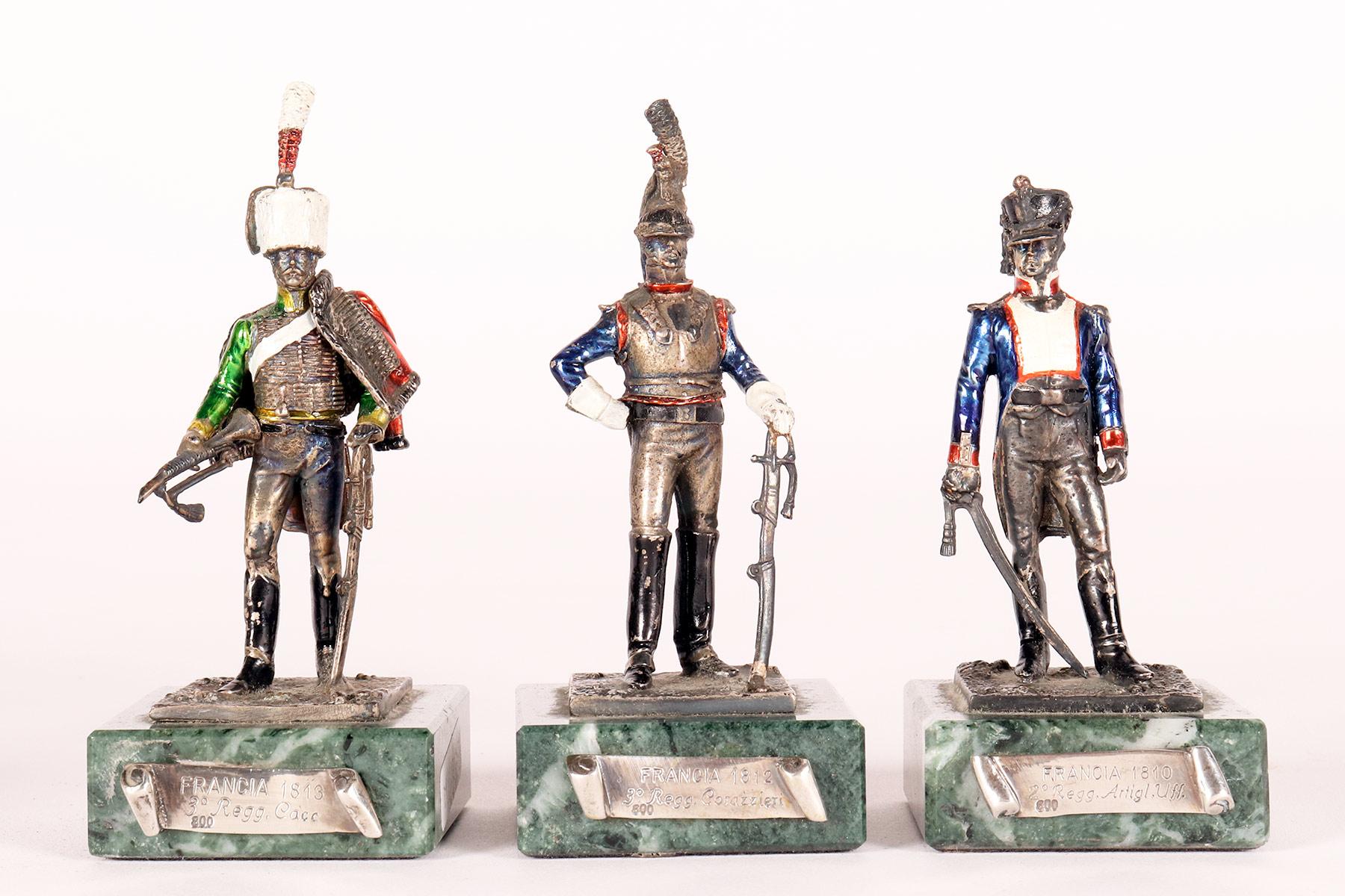 XX secolo Una collezione di sculture in argento, marmo e smalto. Italia, 1920. in vendita