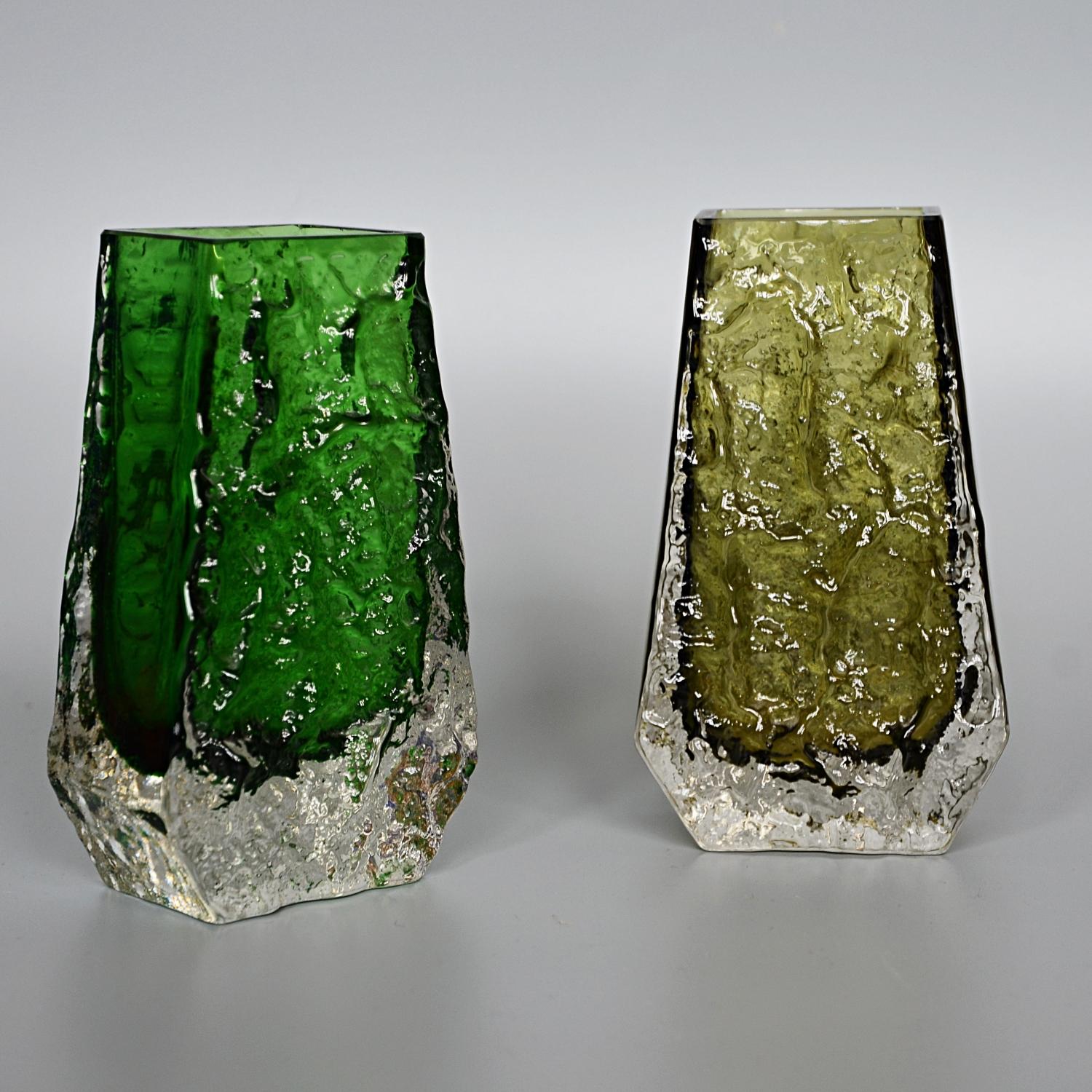 Collection of 14 Textured Glass Vases by Geoffrey Baxter for Whitefriars Glass 5